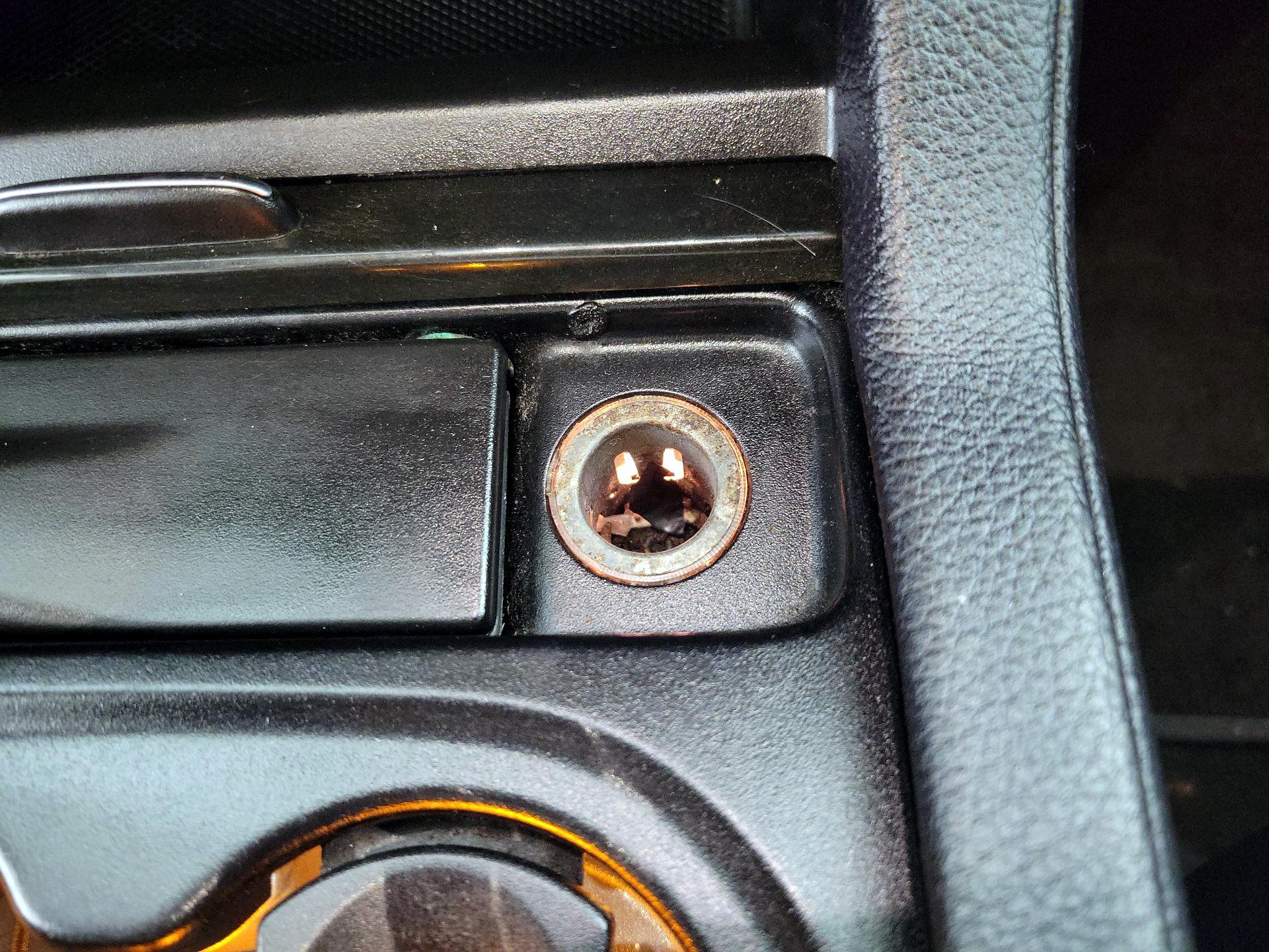 Thumbnail: 2016 Mercedes-Benz GLE - 18