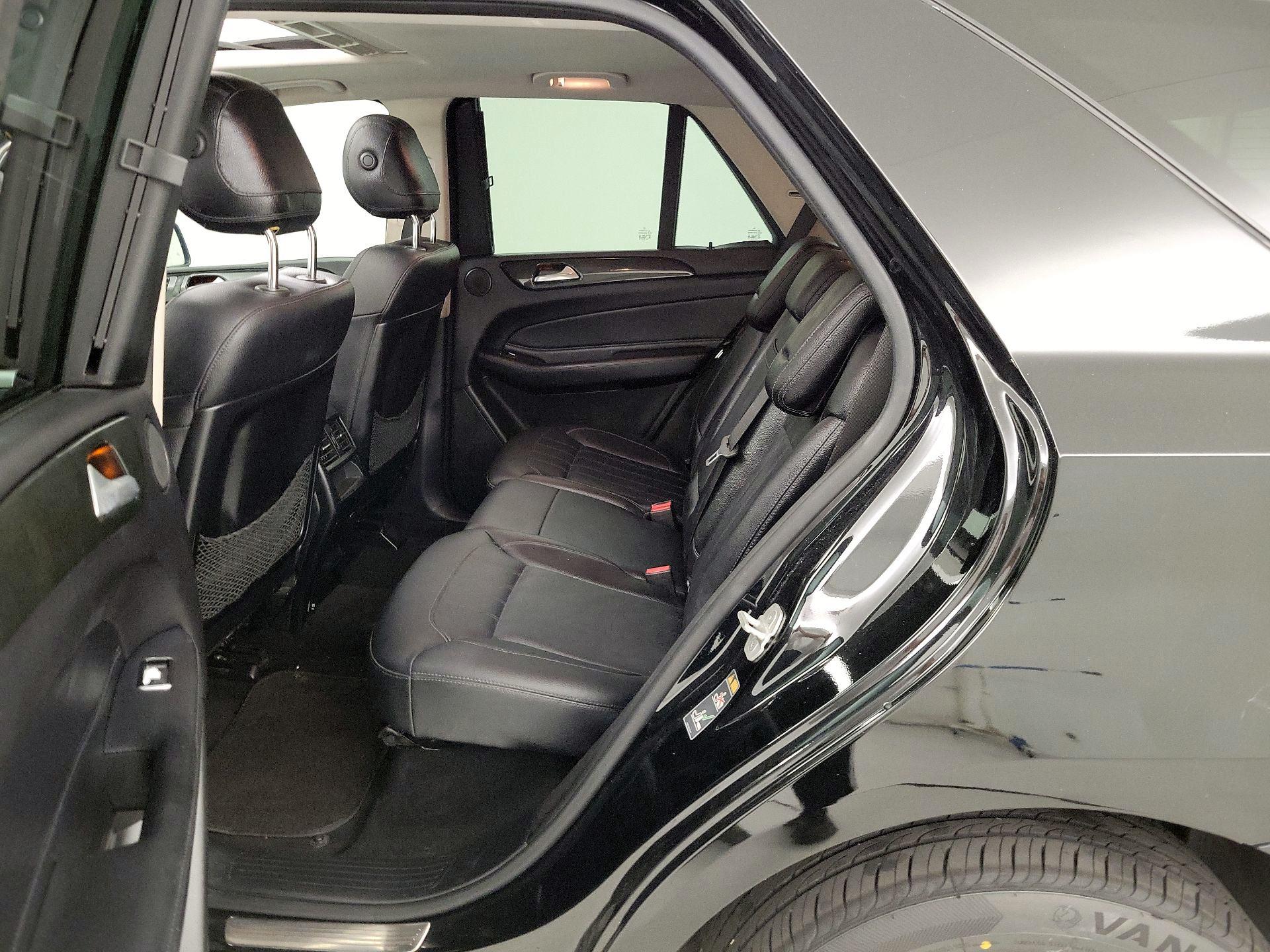 Thumbnail: 2016 Mercedes-Benz GLE - 20