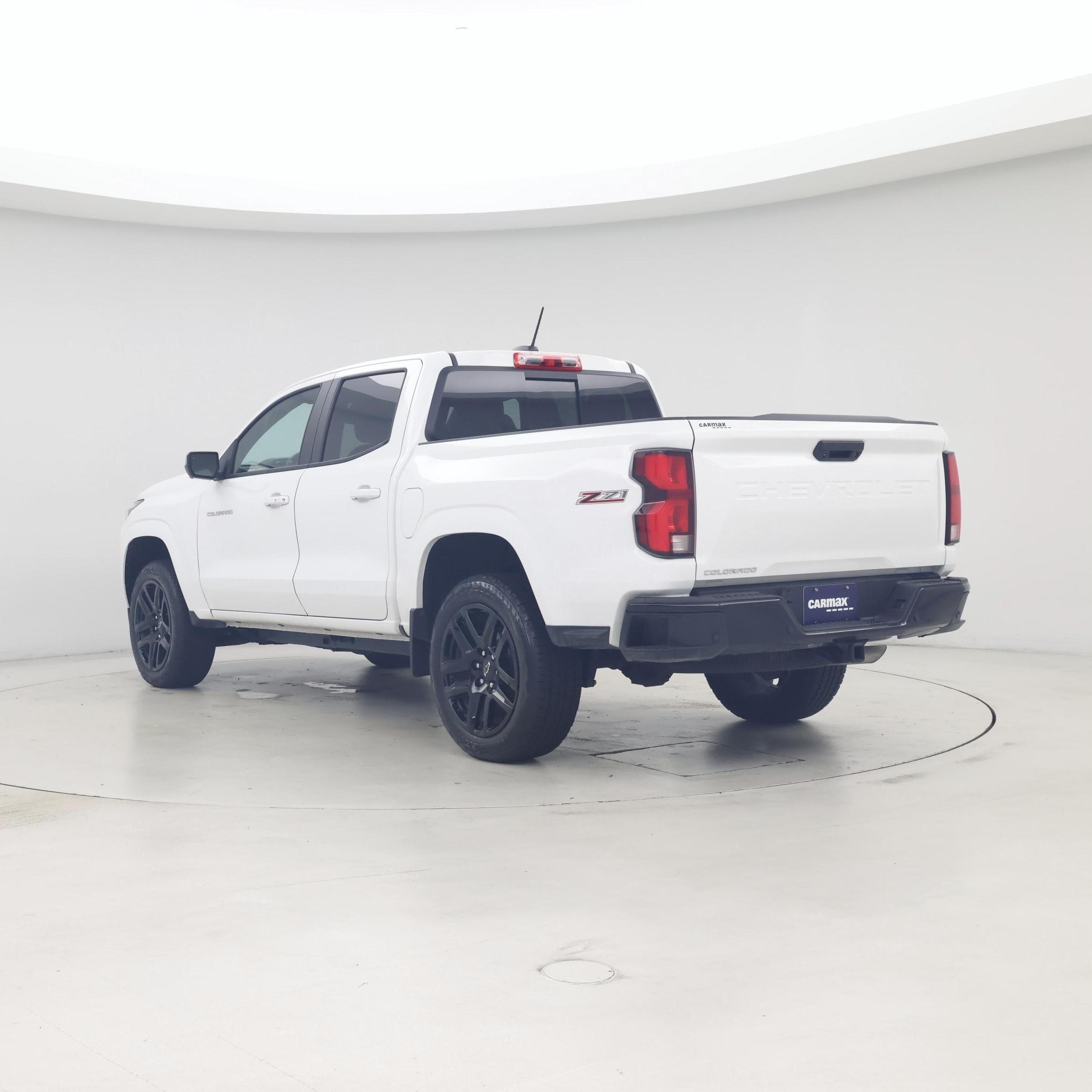 Thumbnail: 2024 Chevrolet Colorado - 2