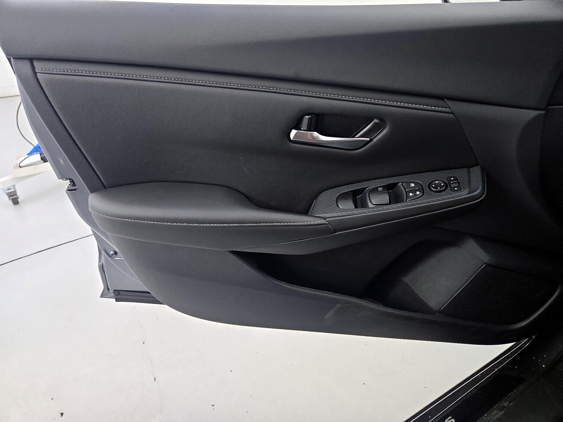 Thumbnail: 2025 Nissan Sentra - 12