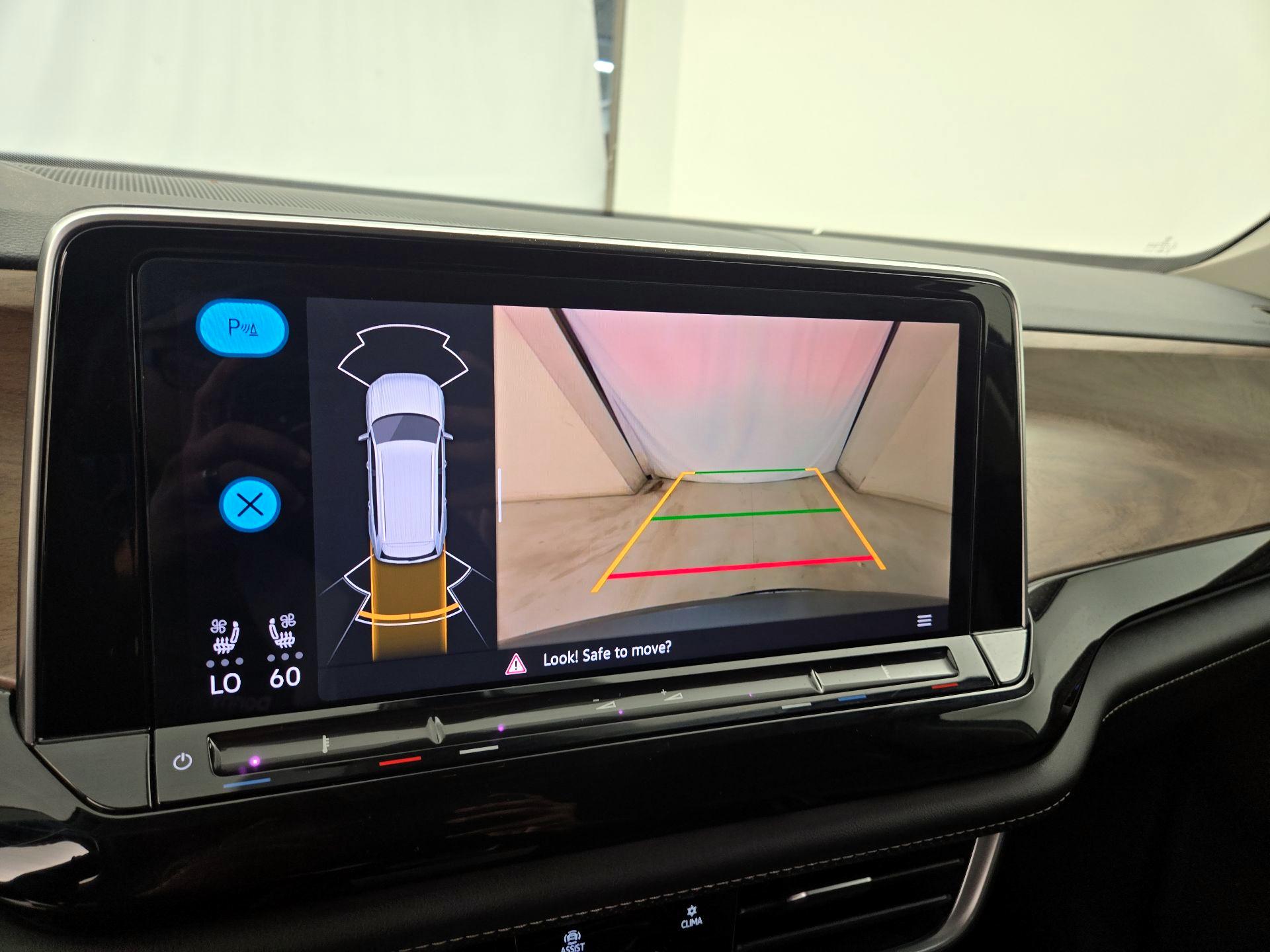 Thumbnail: 2024 Volkswagen Atlas - 14