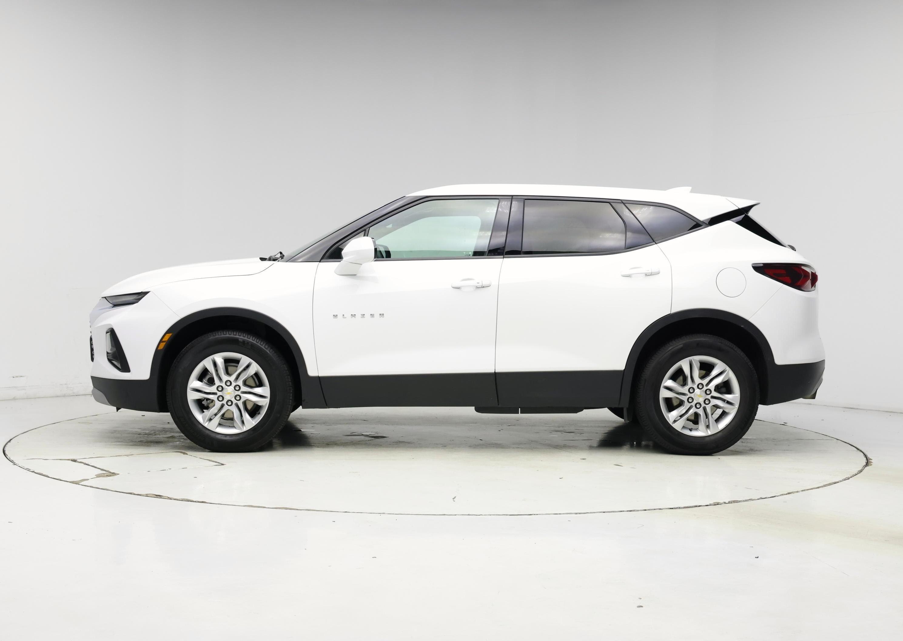 Thumbnail: 2021 Chevrolet Blazer - 3