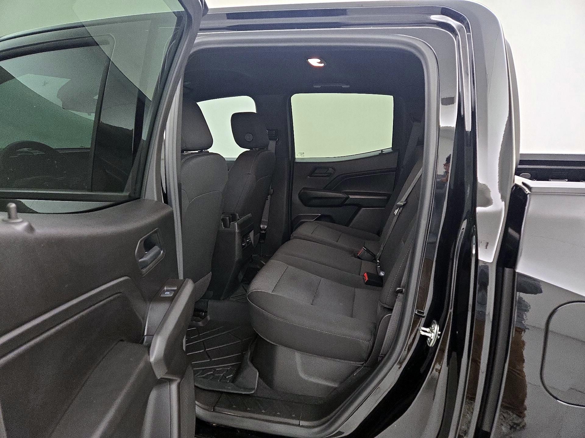 Thumbnail: 2025 Chevrolet Colorado - 19