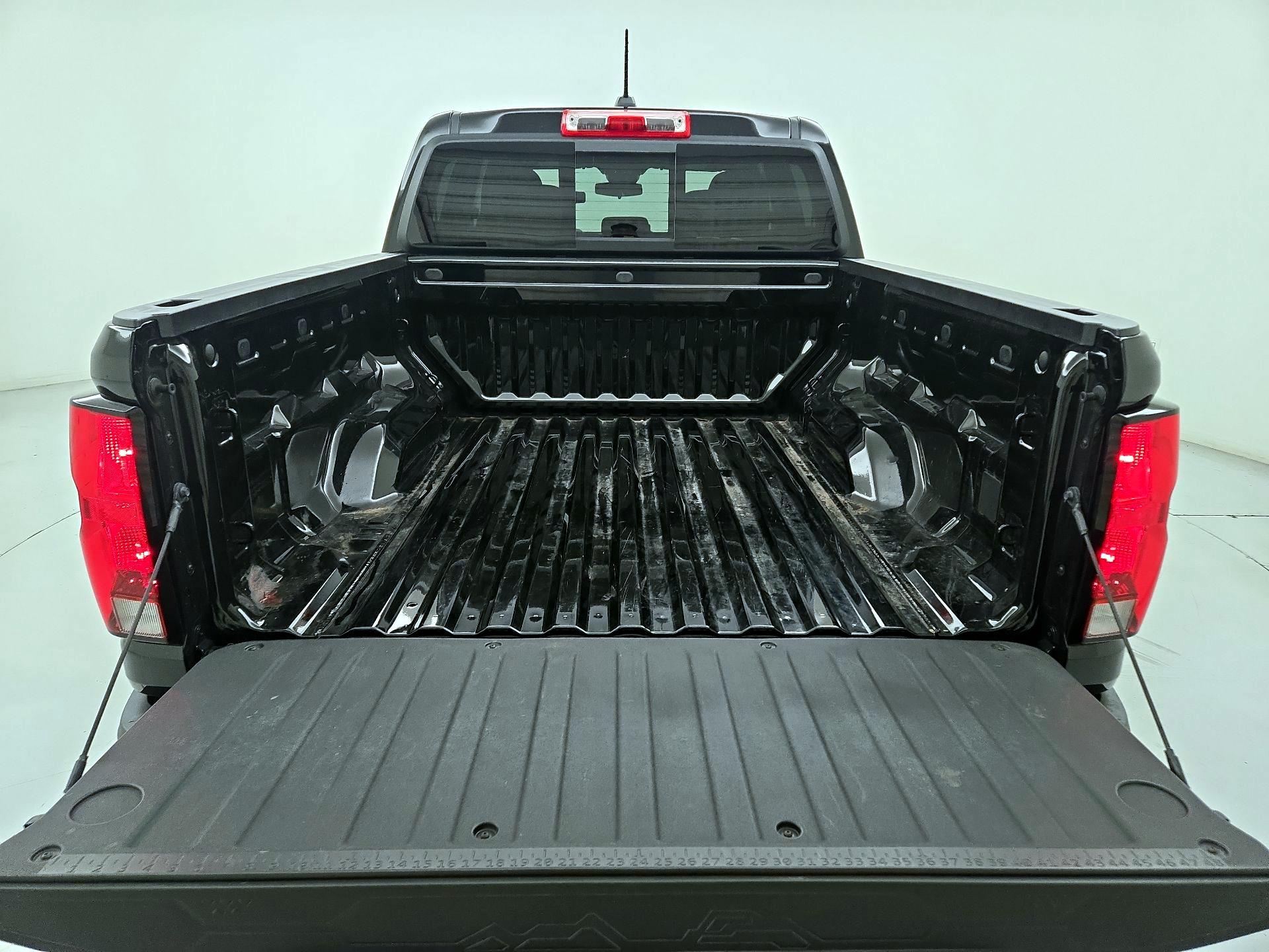 Thumbnail: 2025 Chevrolet Colorado - 20