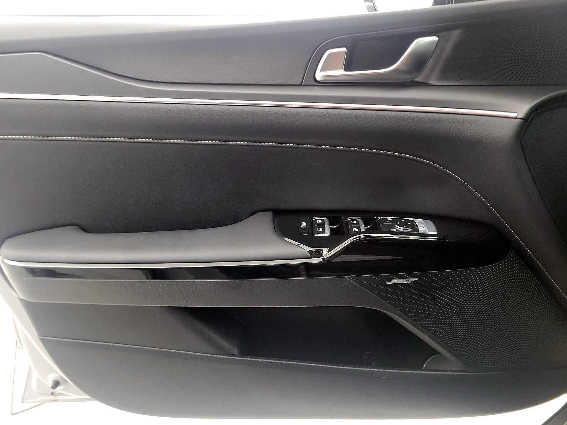 Thumbnail: 2025 Kia K5 - 12