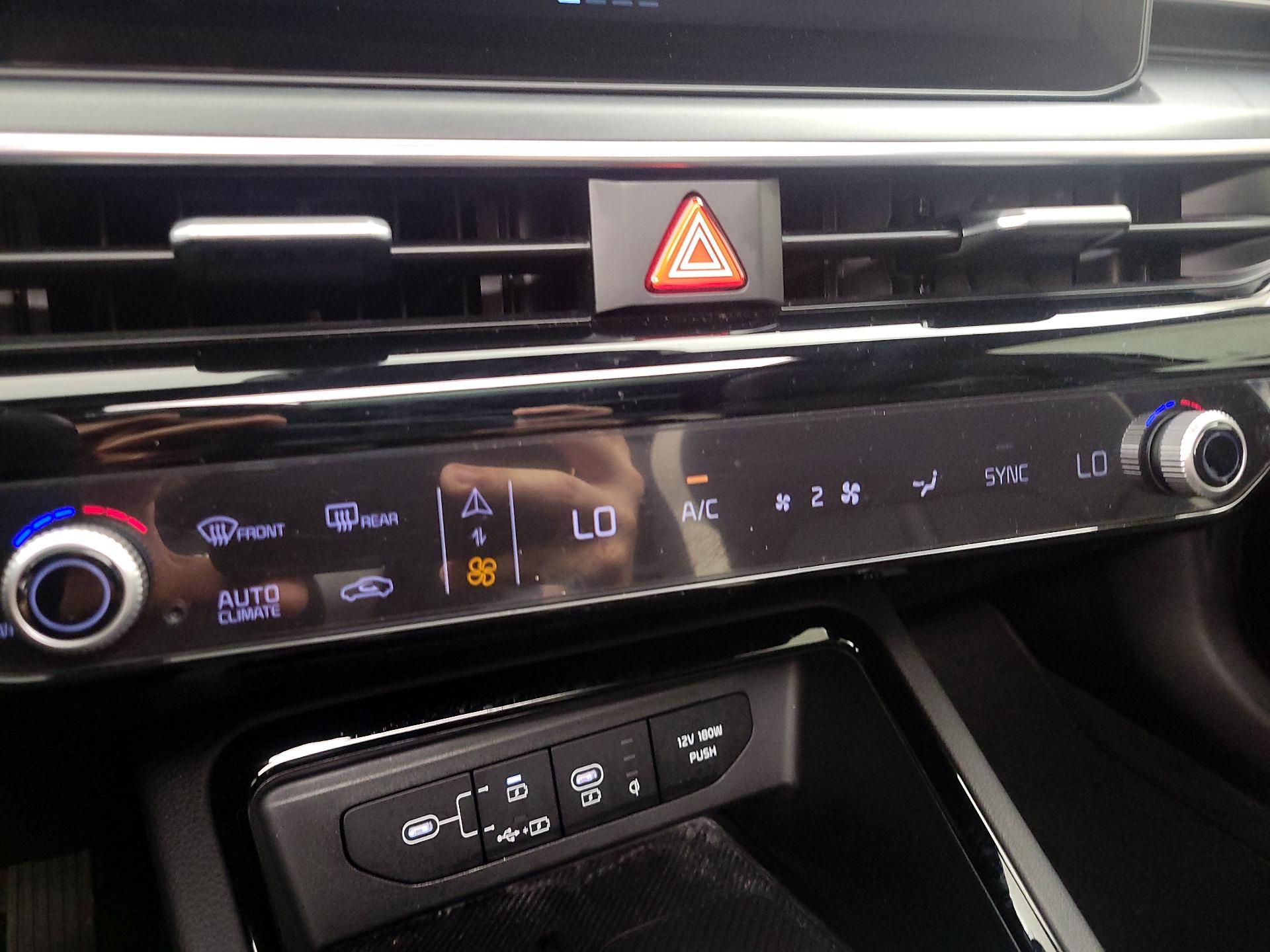 Thumbnail: 2025 Kia K5 - 17