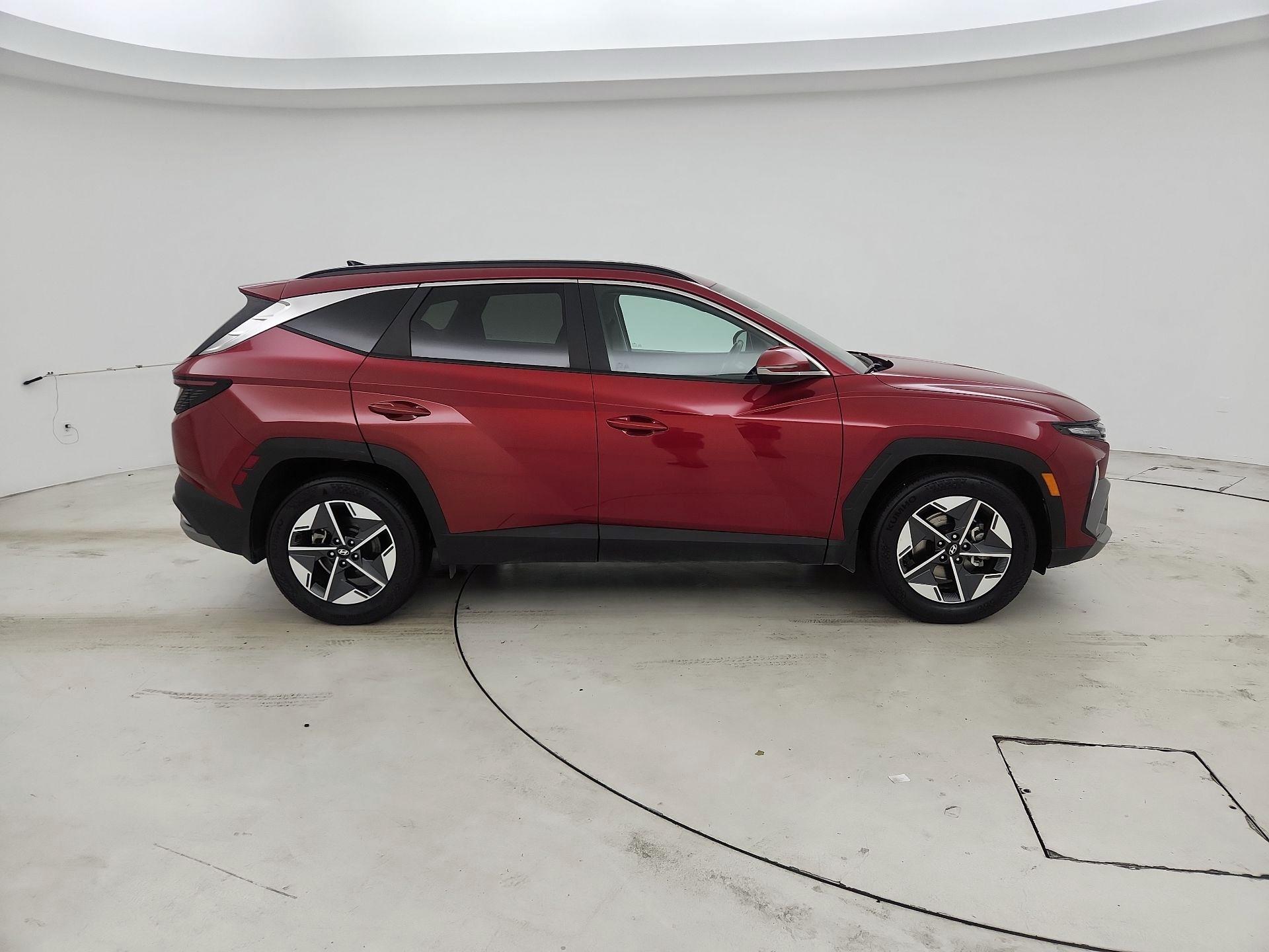 Thumbnail: 2025 Hyundai Tucson - 4