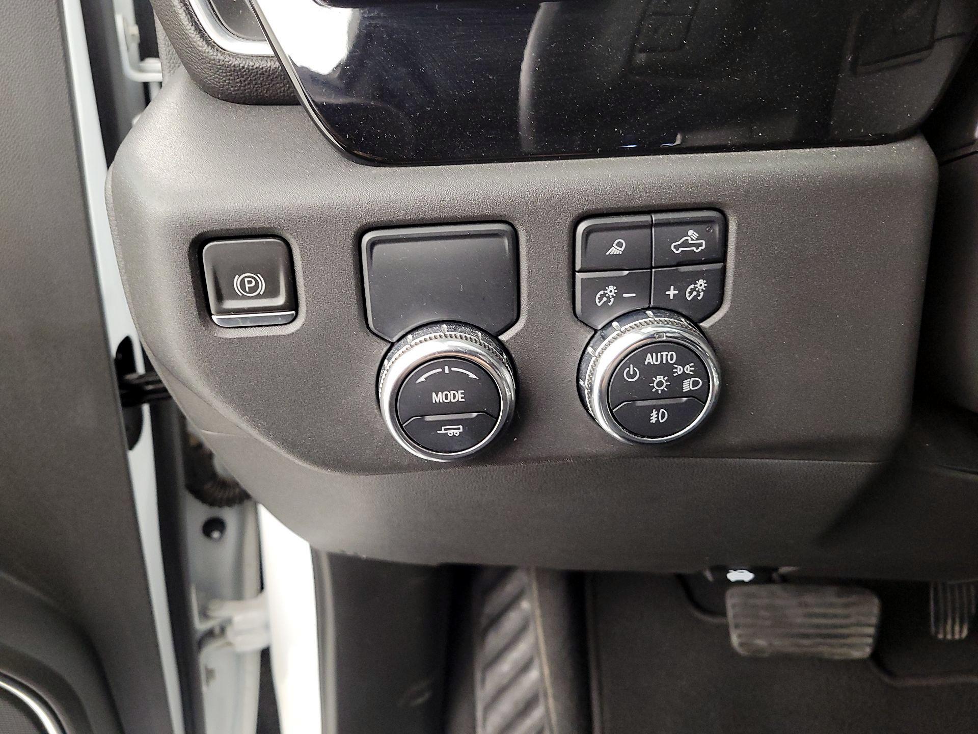 Thumbnail: 2023 GMC Sierra 1500 - 13