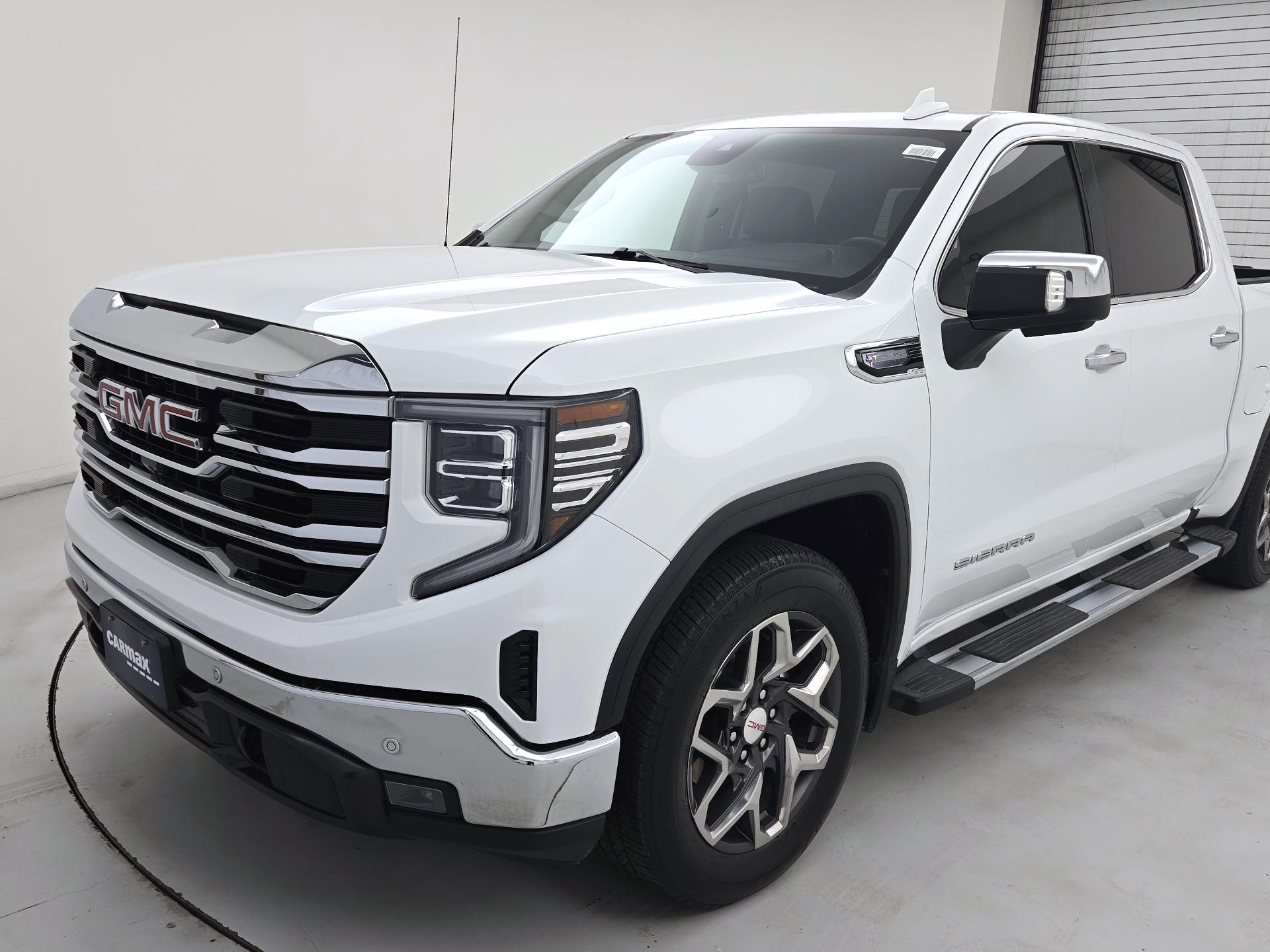 Thumbnail: 2023 GMC Sierra 1500 - 3