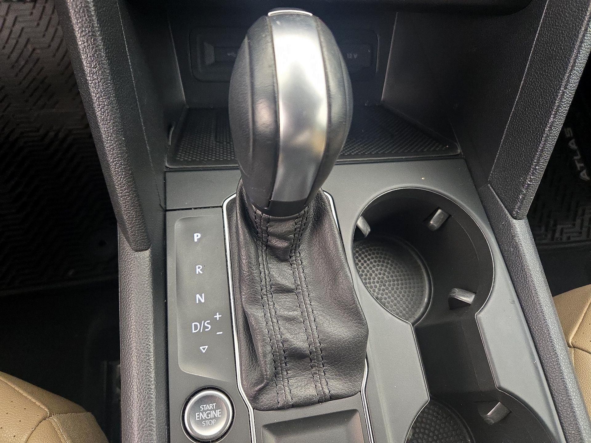 Thumbnail: 2020 Volkswagen Atlas - 17