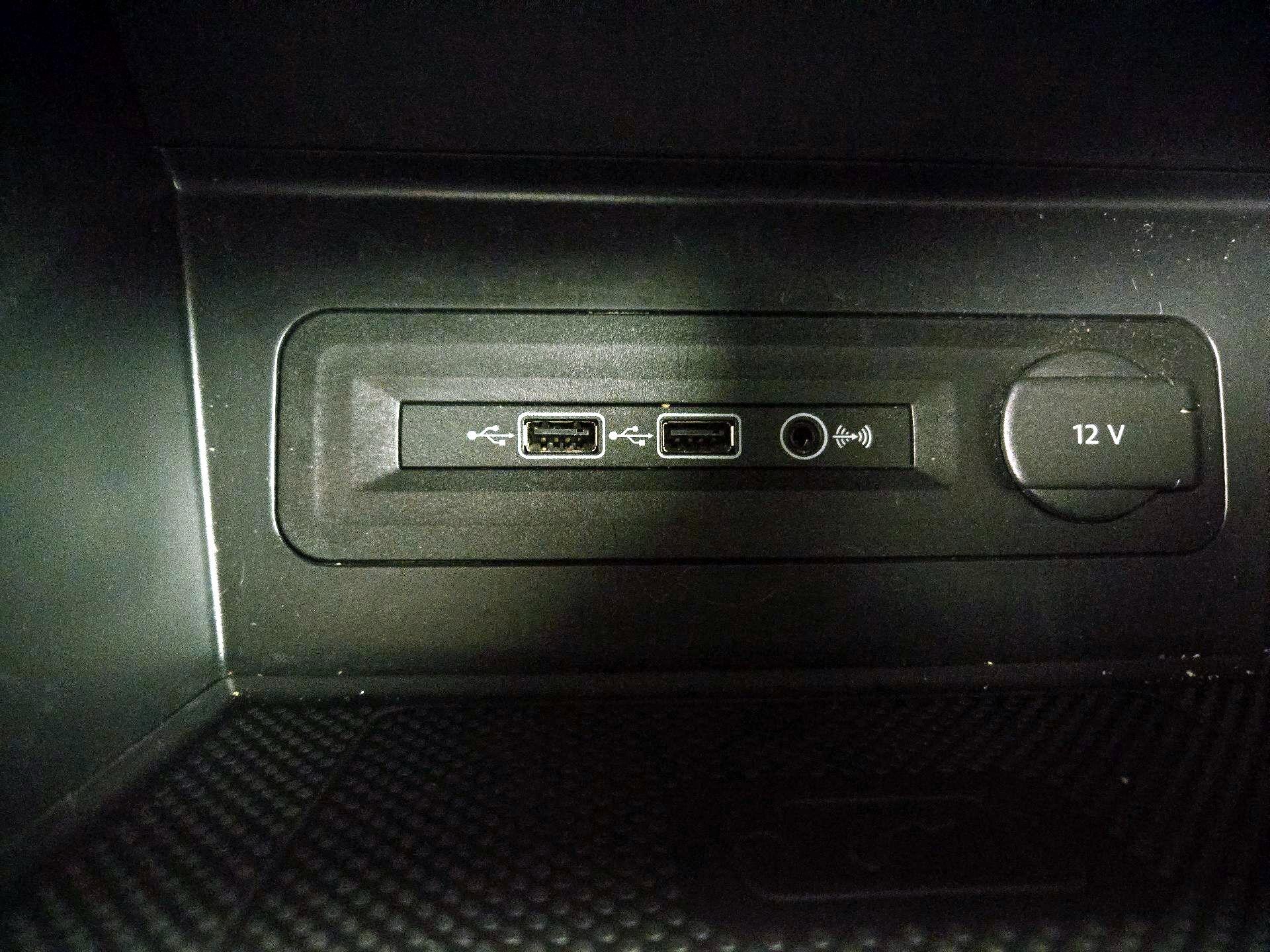 Thumbnail: 2020 Volkswagen Atlas - 18