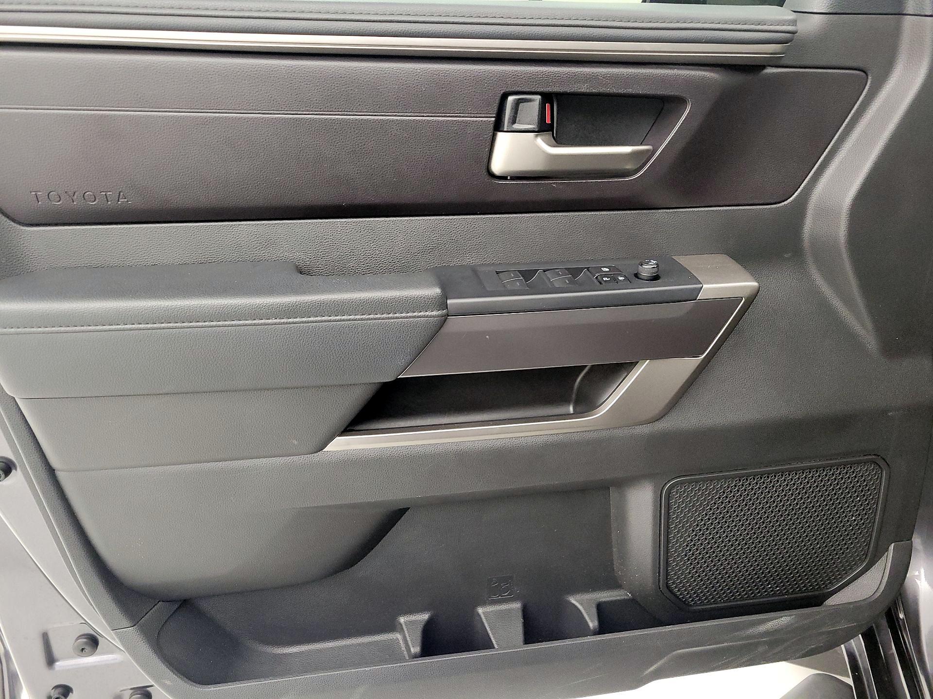 Thumbnail: 2024 Toyota Tundra - 12