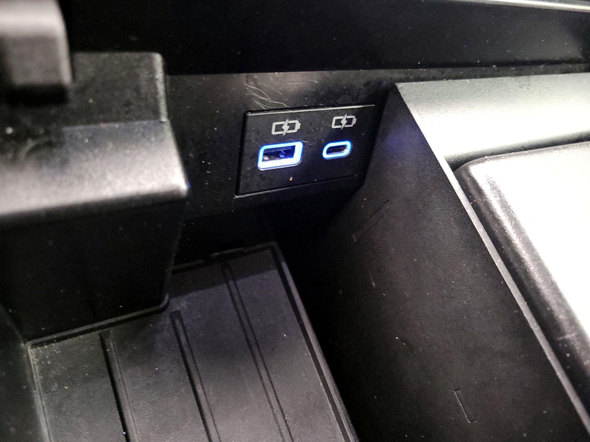 Thumbnail: 2024 Toyota Tundra - 18