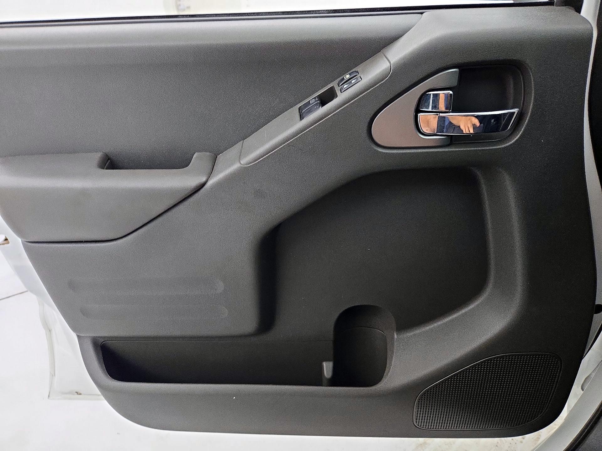 Thumbnail: 2021 Nissan Frontier - 12