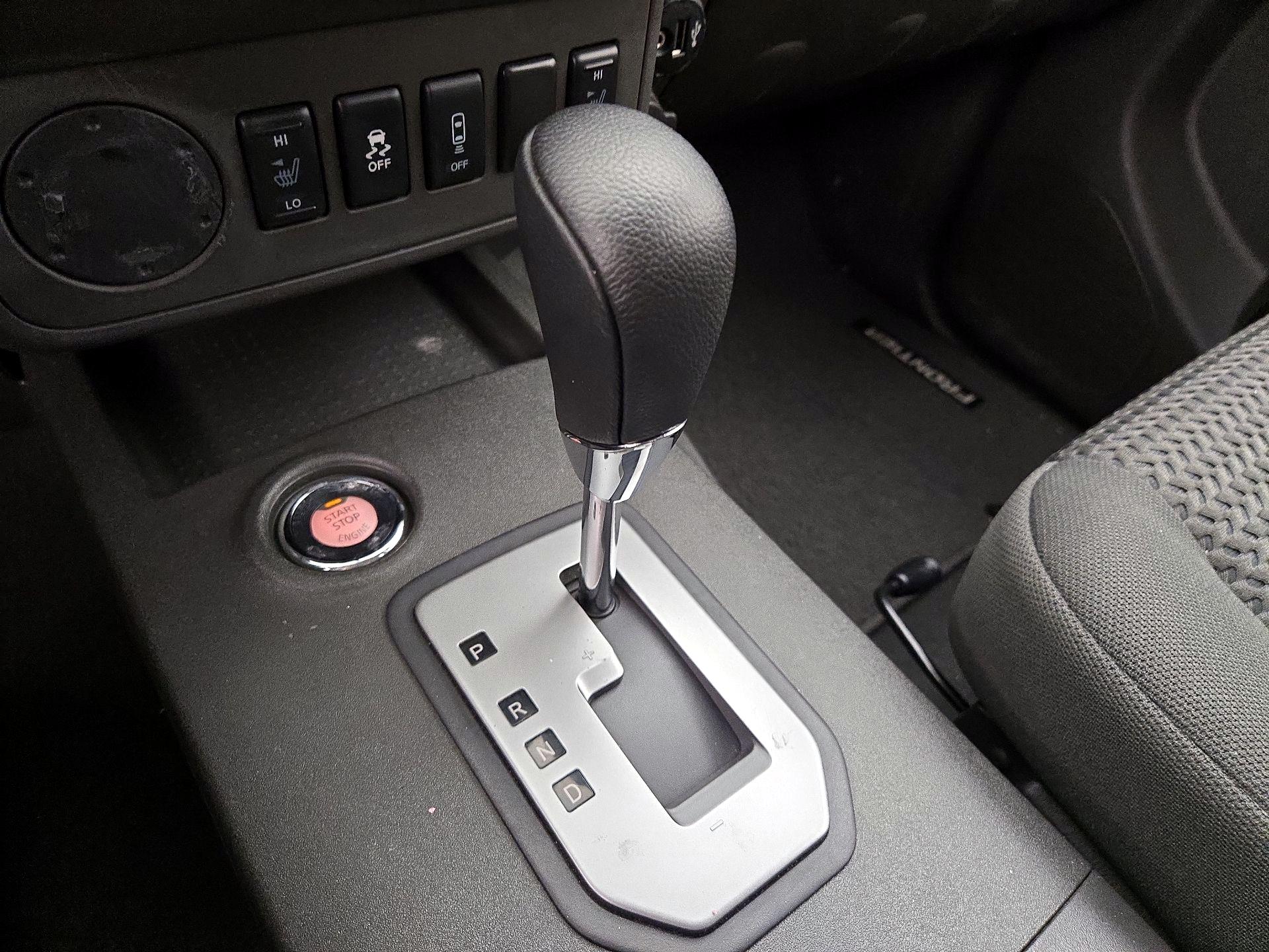 Thumbnail: 2021 Nissan Frontier - 17