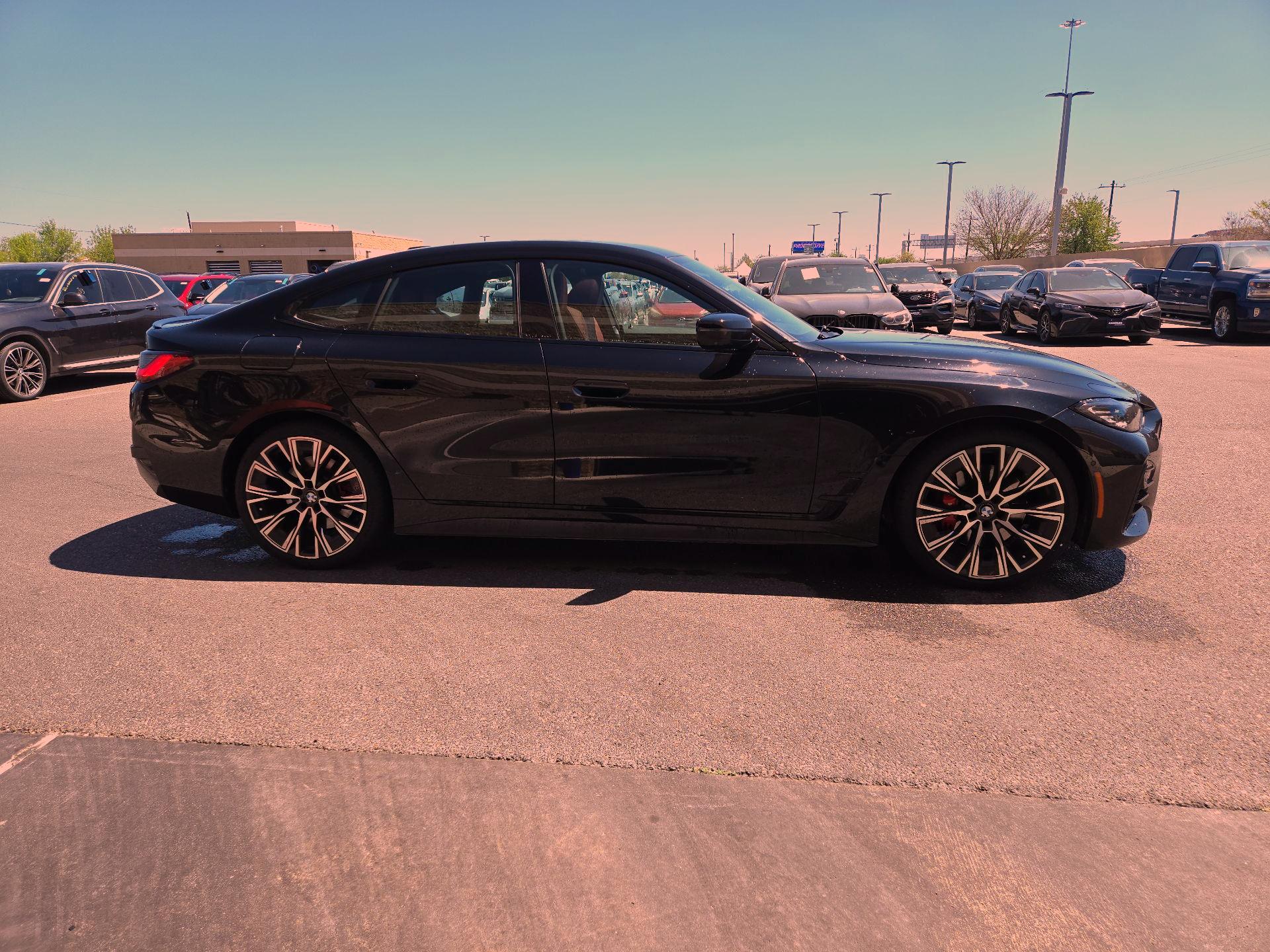 Thumbnail: 2023 BMW 4 Series - 4