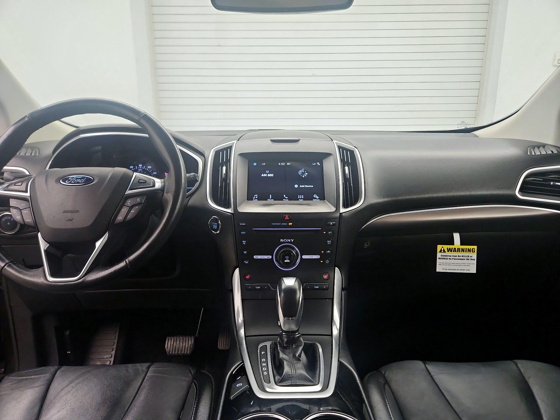 Thumbnail: 2016 Ford Edge - 9