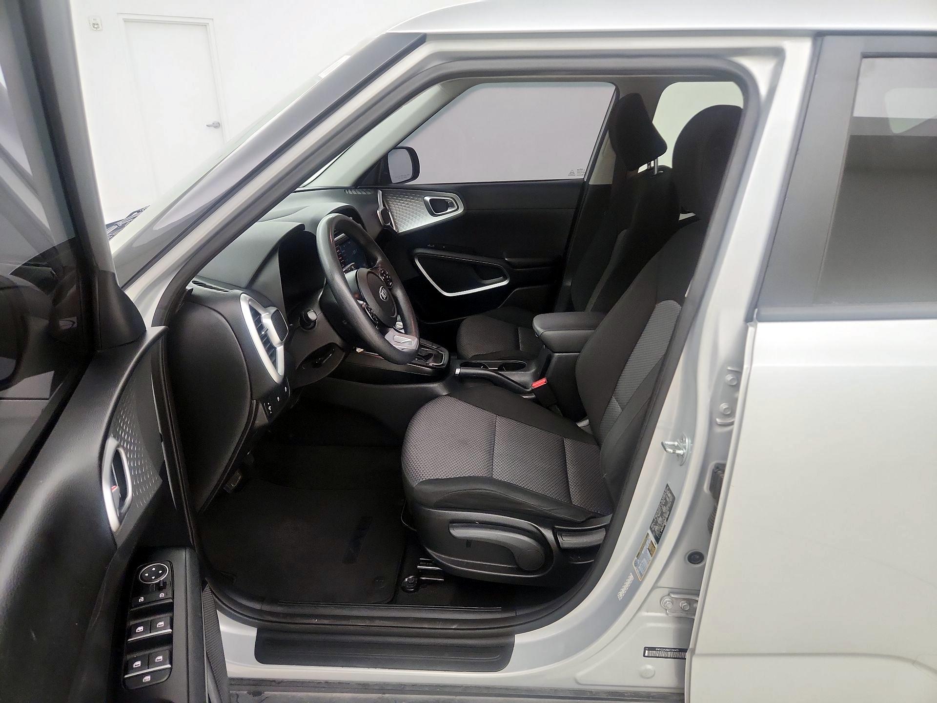 Thumbnail: 2021 Kia Soul - 9