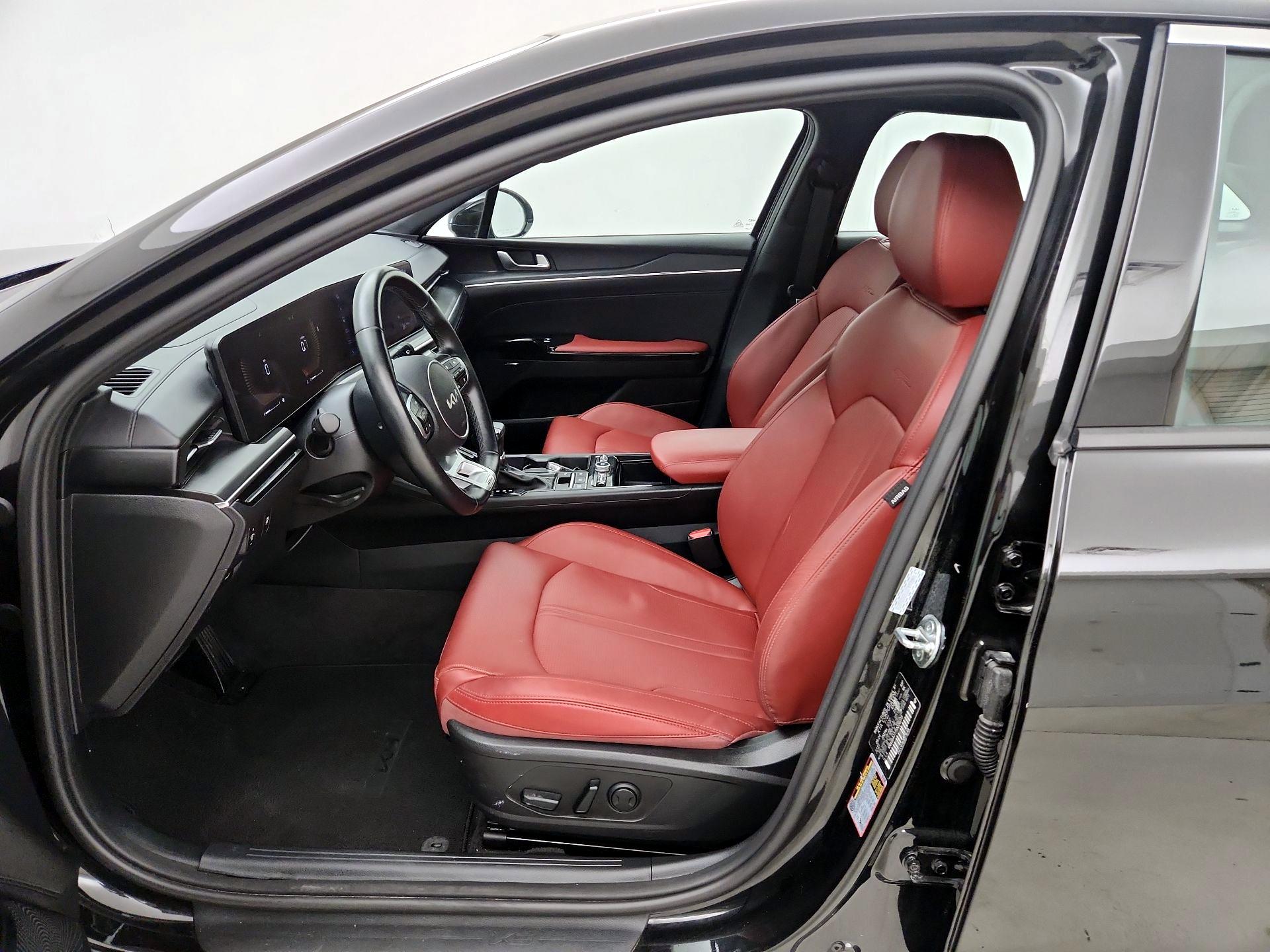 Thumbnail: 2025 Kia K5 - 11