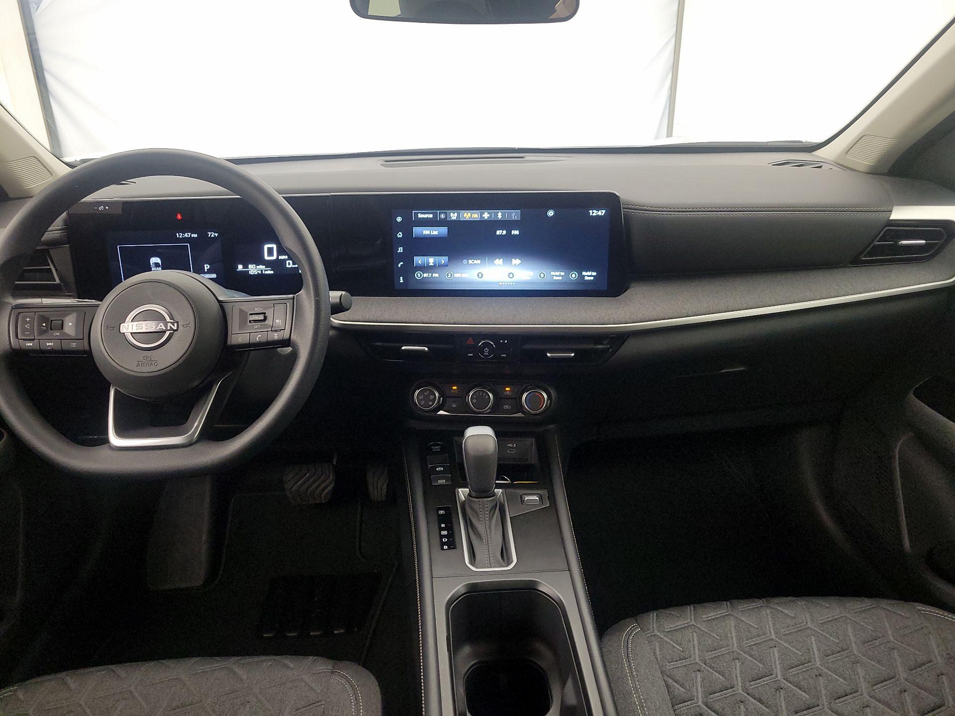 Thumbnail: 2025 Nissan Kicks - 9