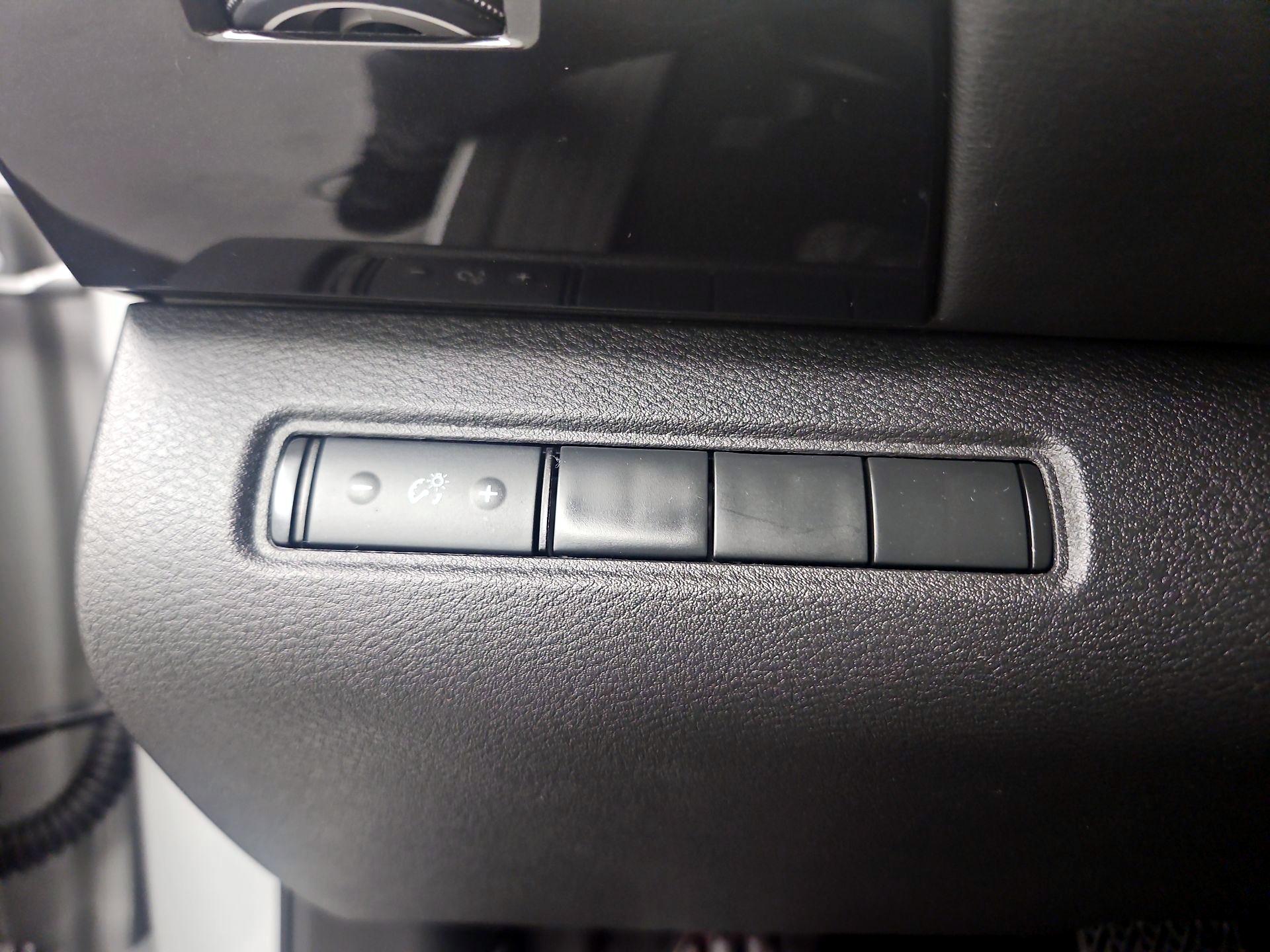 Thumbnail: 2025 Nissan Pathfinder - 13