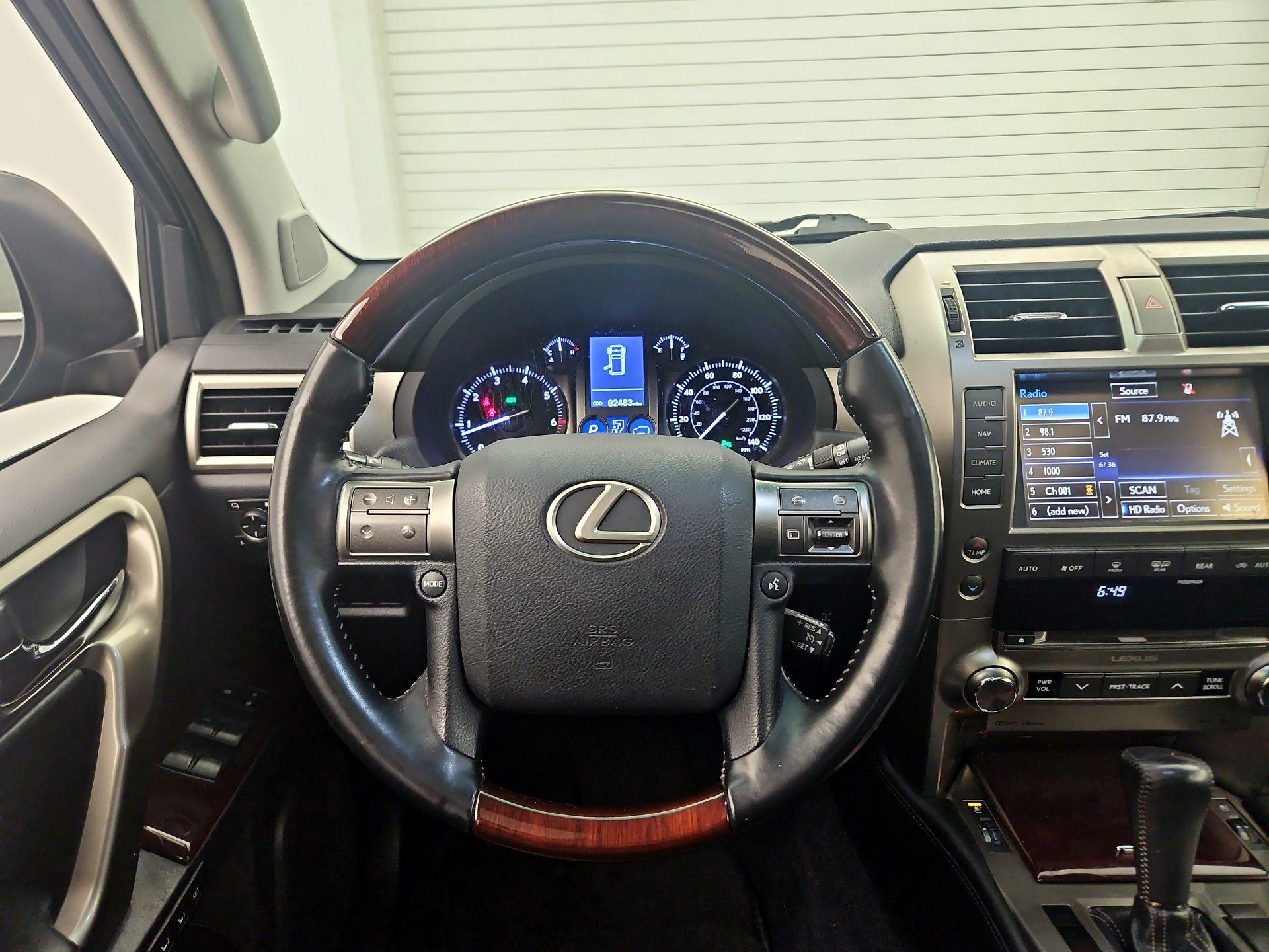 Thumbnail: 2019 Lexus GX - 10