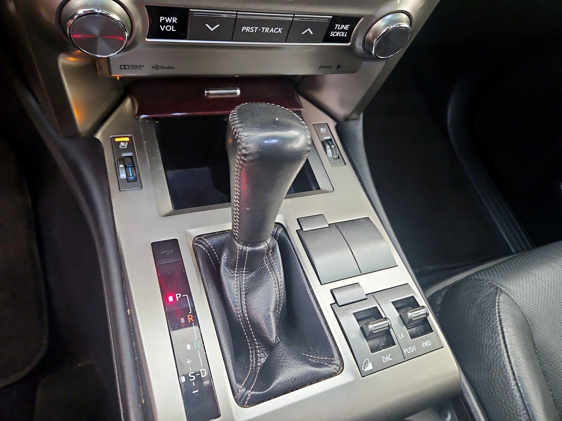 Thumbnail: 2019 Lexus GX - 17