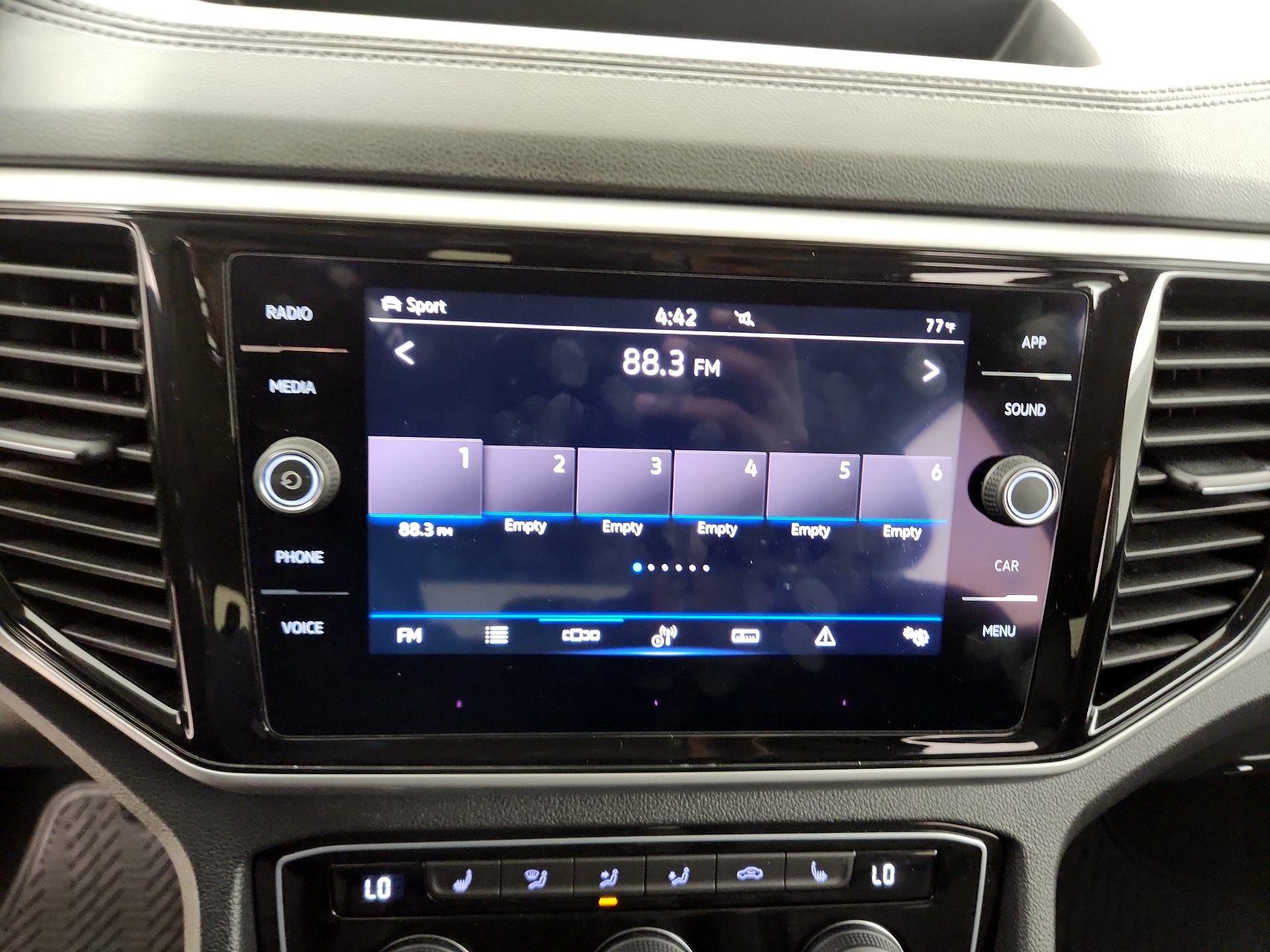 Thumbnail: 2022 Volkswagen Atlas - 13