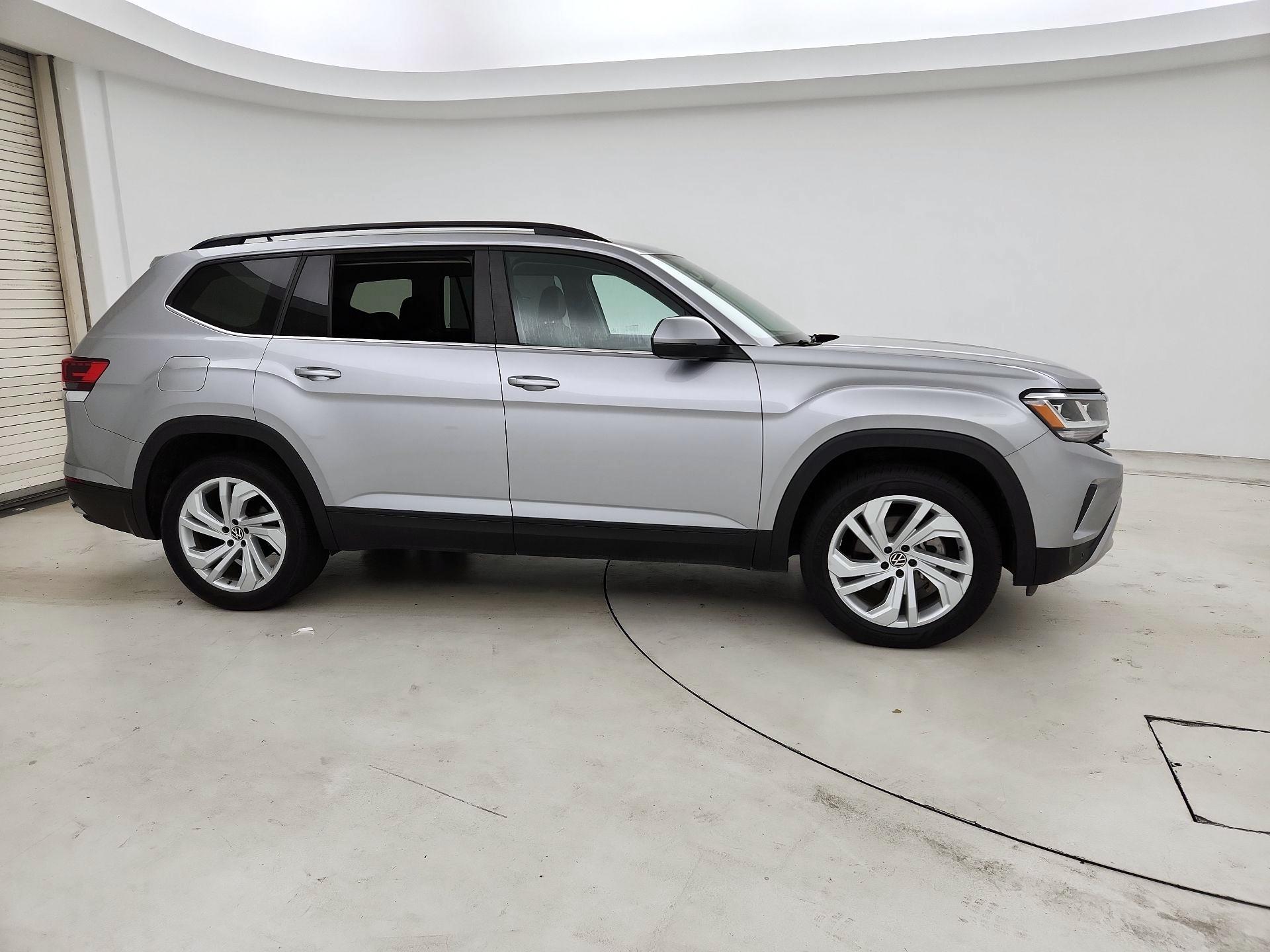 Thumbnail: 2022 Volkswagen Atlas - 4