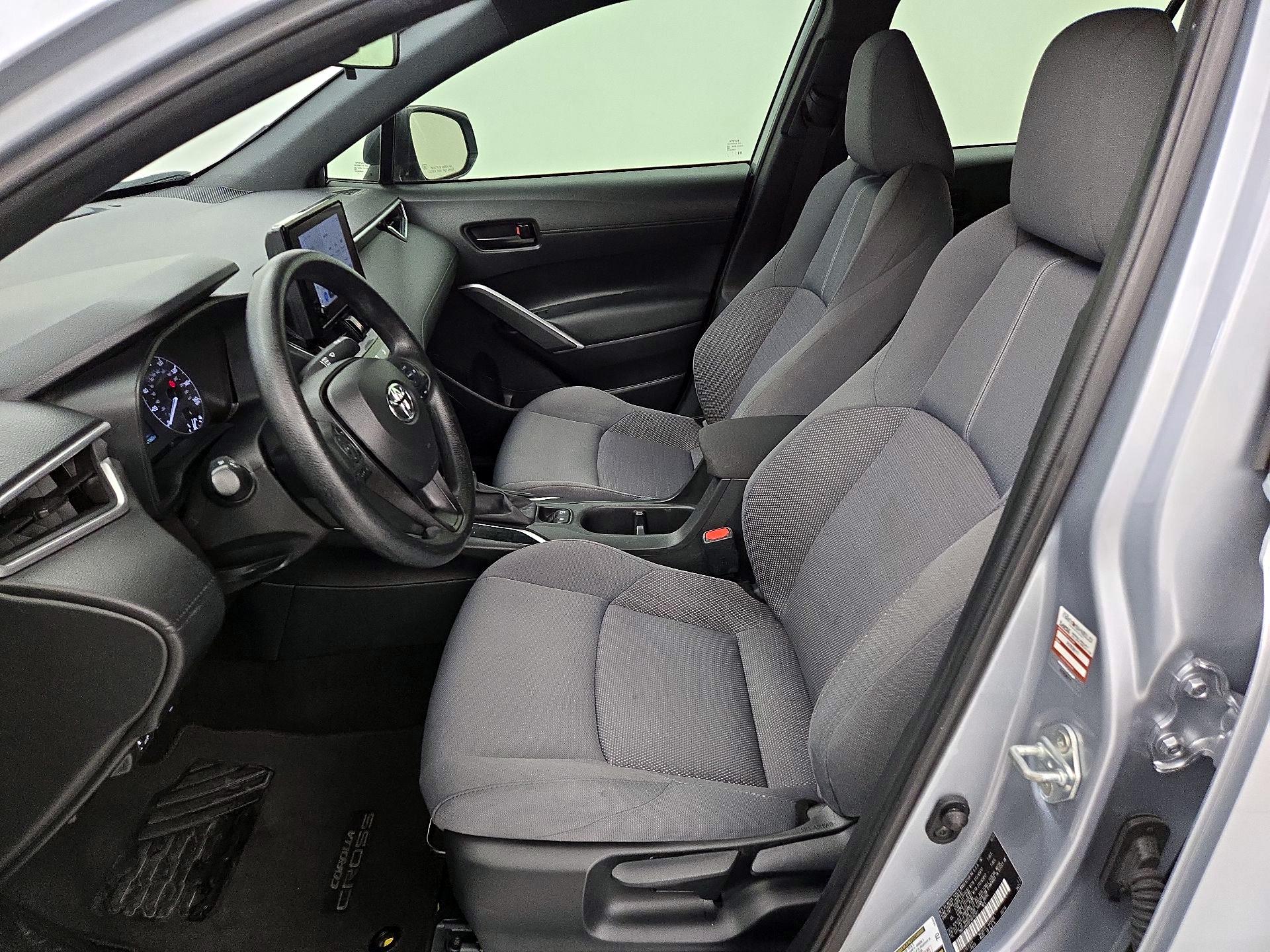 Thumbnail: 2023 Toyota Corolla Cross - 11