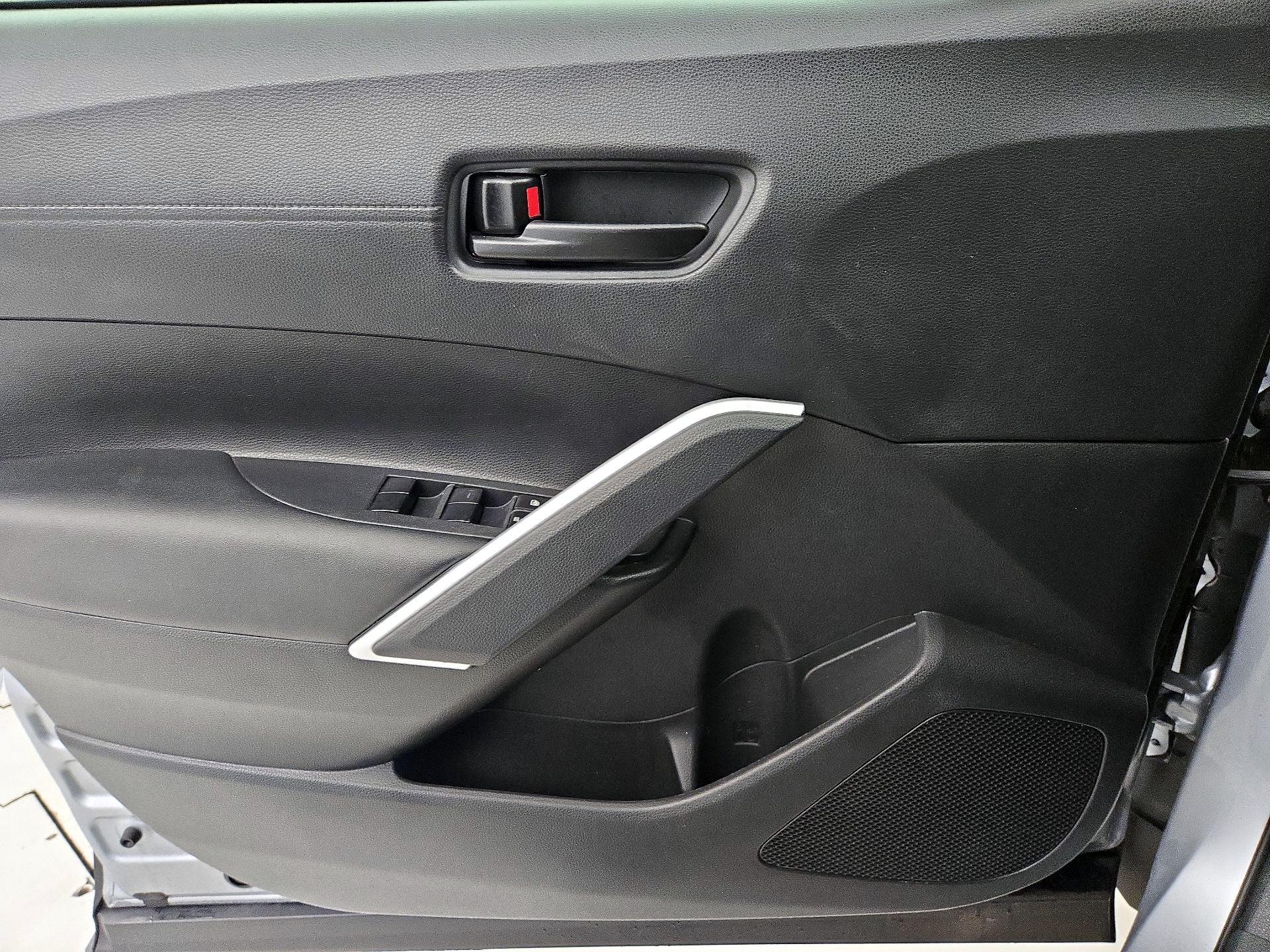 Thumbnail: 2023 Toyota Corolla Cross - 12