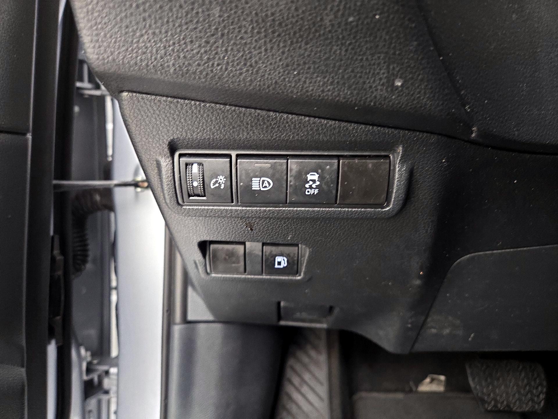 Thumbnail: 2023 Toyota Corolla Cross - 13