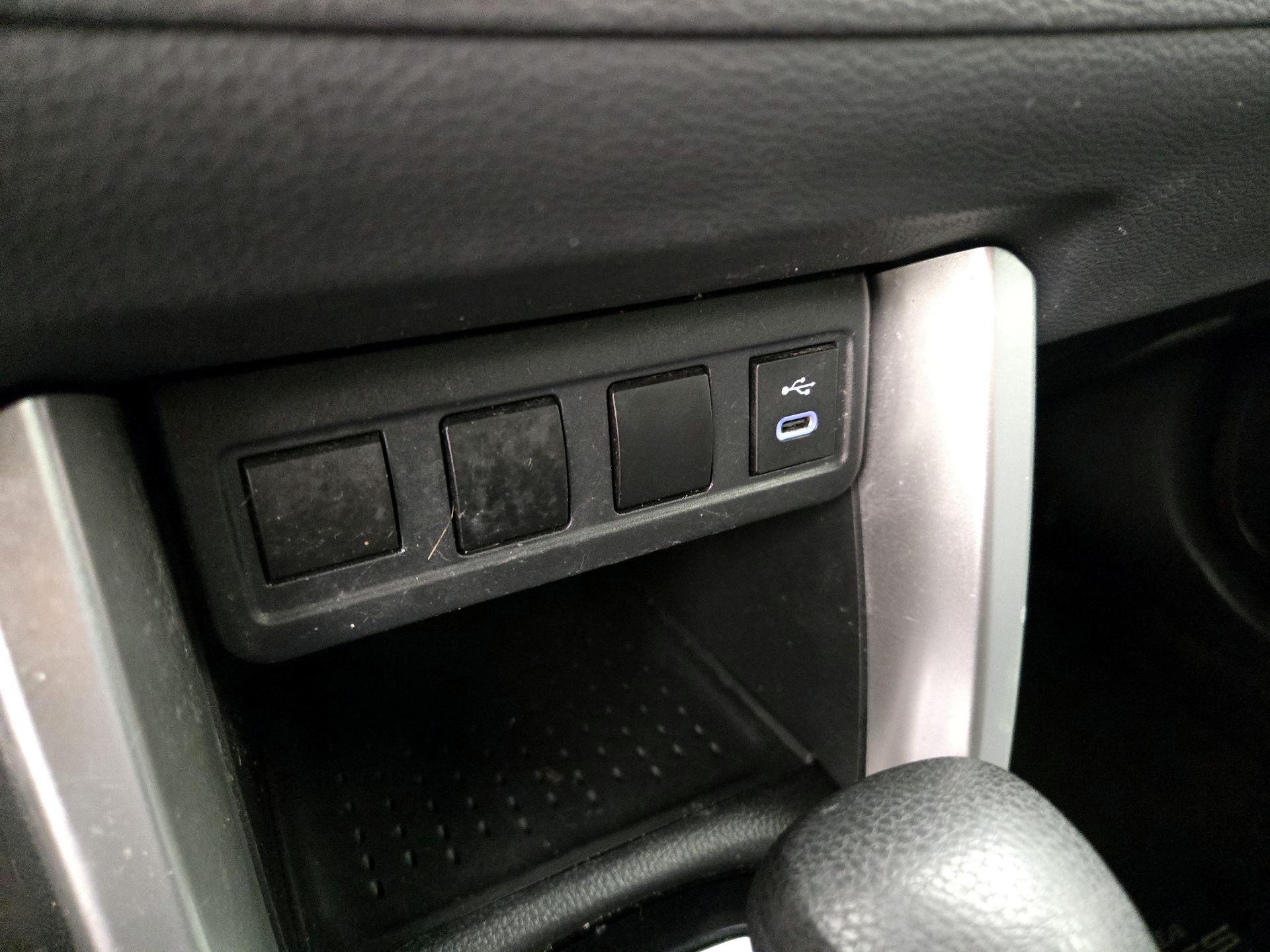 Thumbnail: 2023 Toyota Corolla Cross - 18