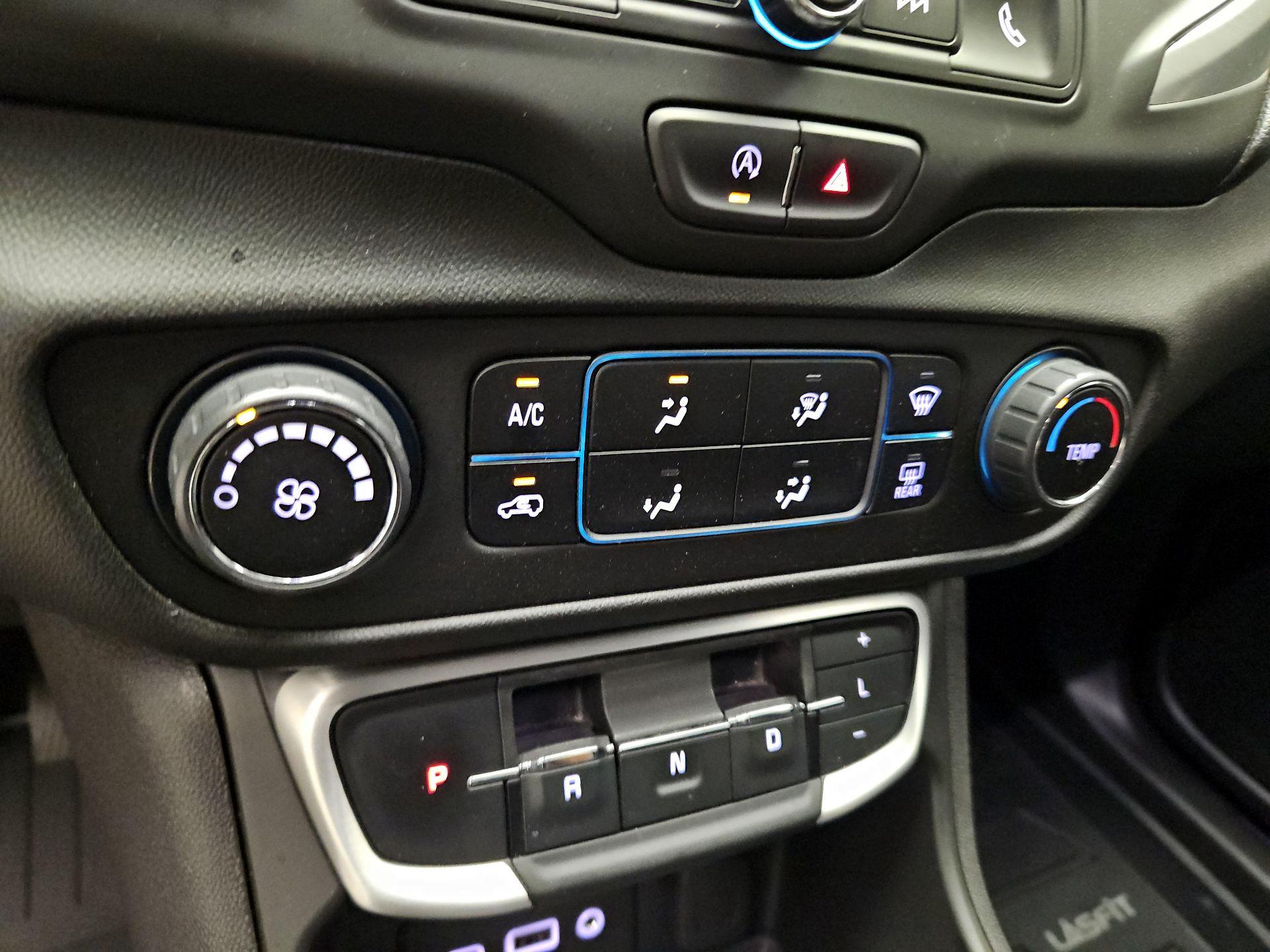 Thumbnail: 2024 GMC Terrain - 16