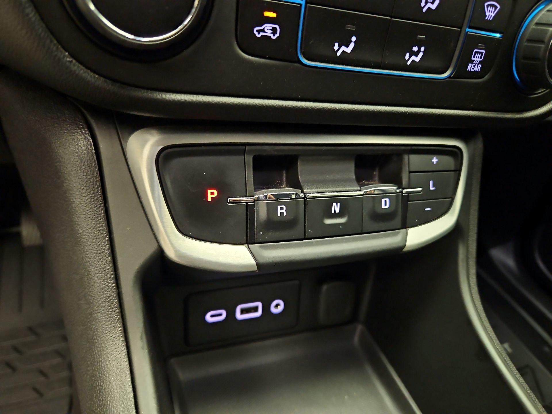 Thumbnail: 2024 GMC Terrain - 17