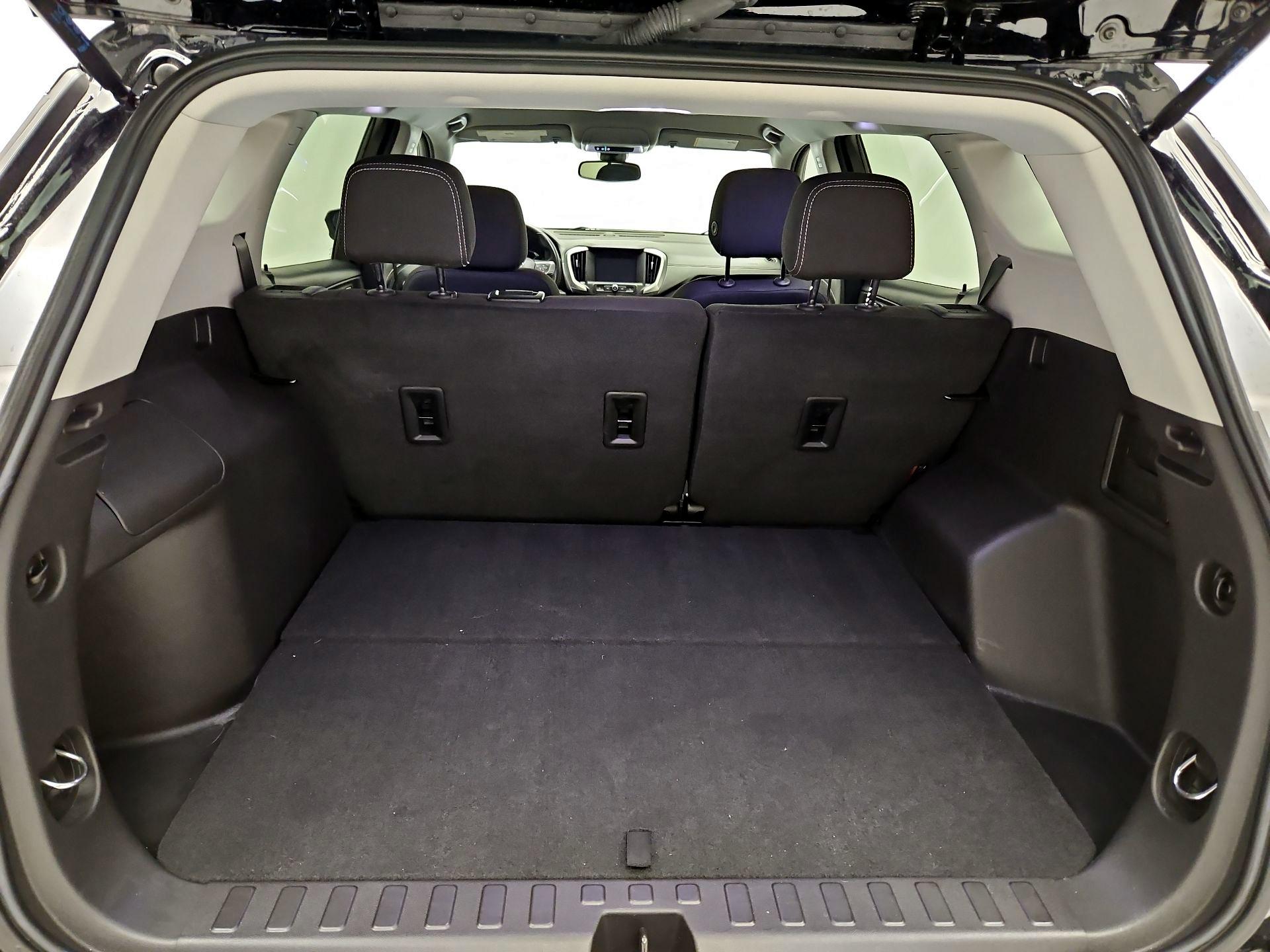 Thumbnail: 2024 GMC Terrain - 20