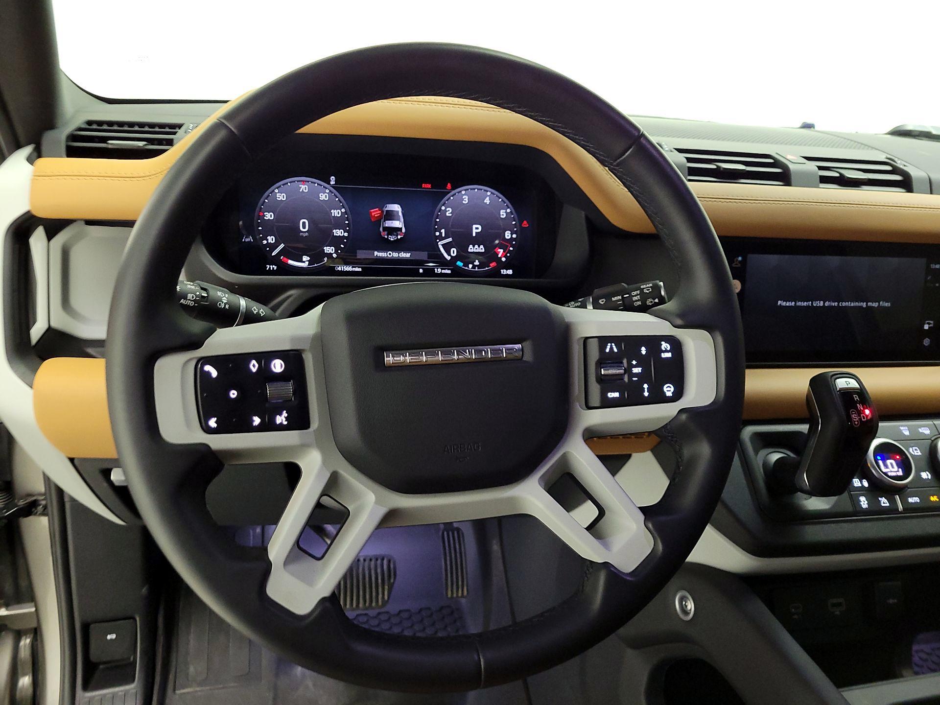 Thumbnail: 2024 Land Rover Defender - 10