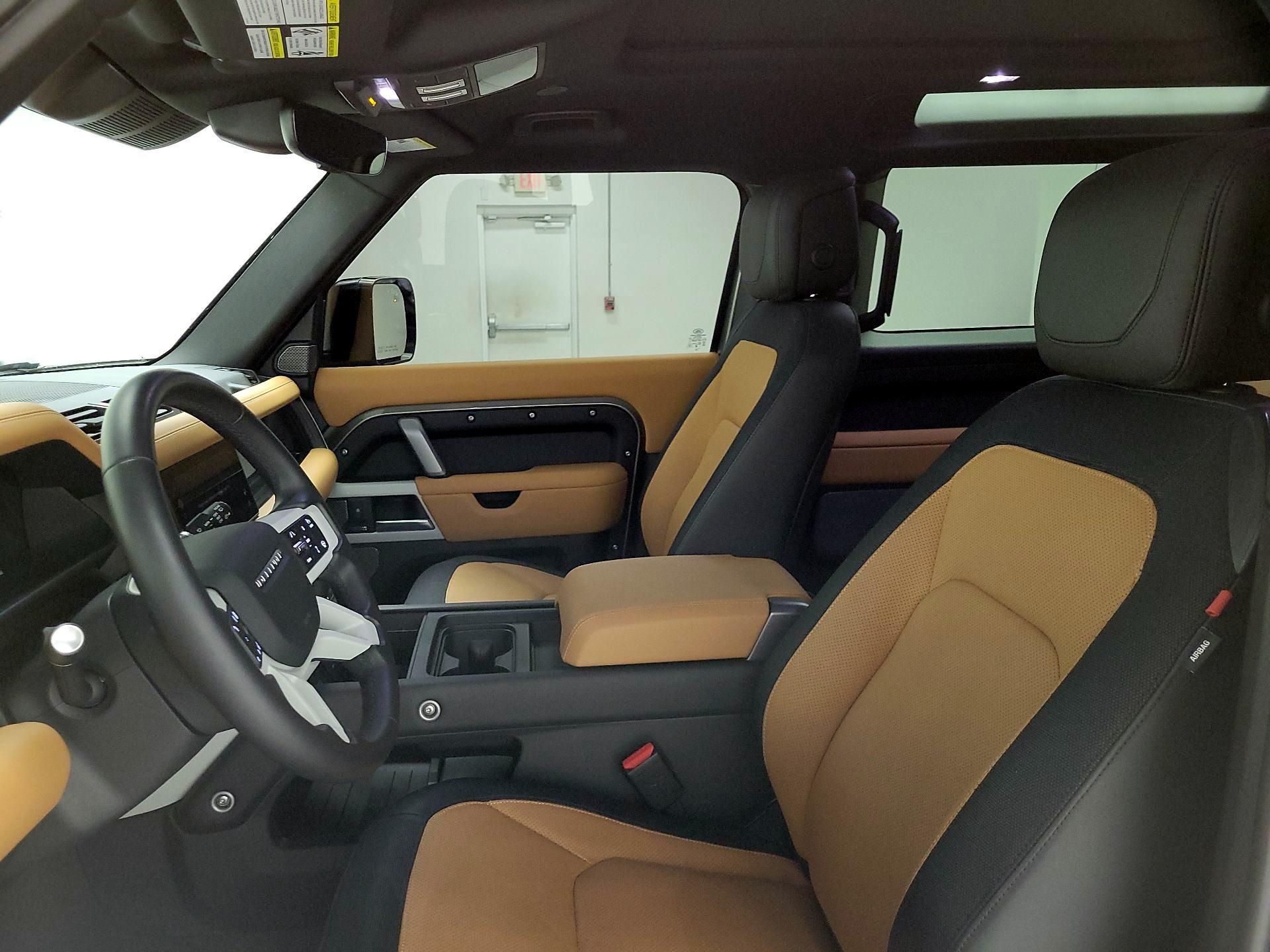 Thumbnail: 2024 Land Rover Defender - 11