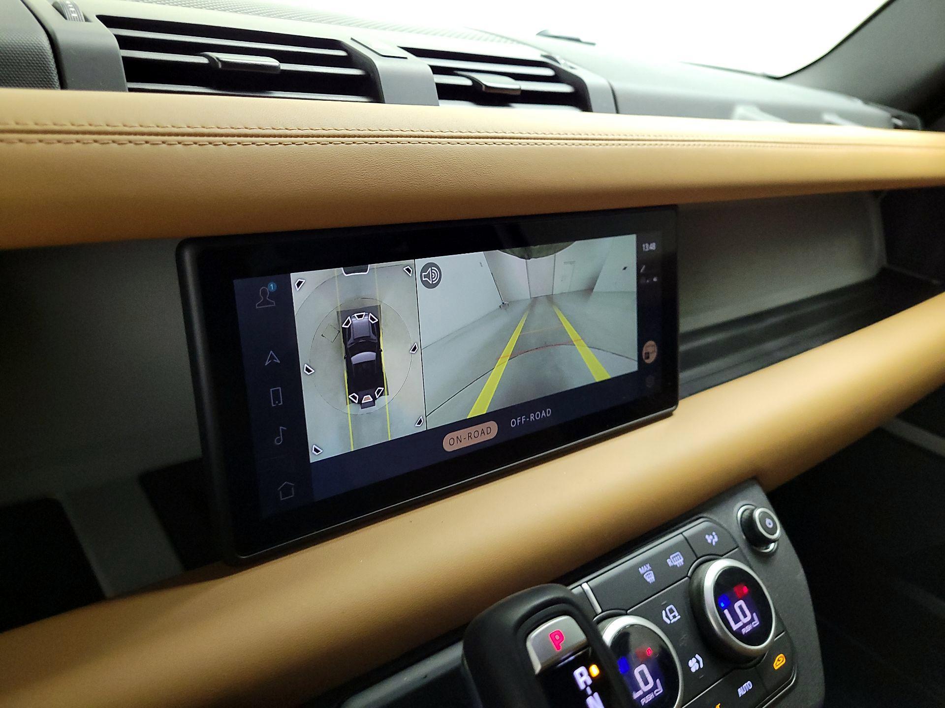 Thumbnail: 2024 Land Rover Defender - 14