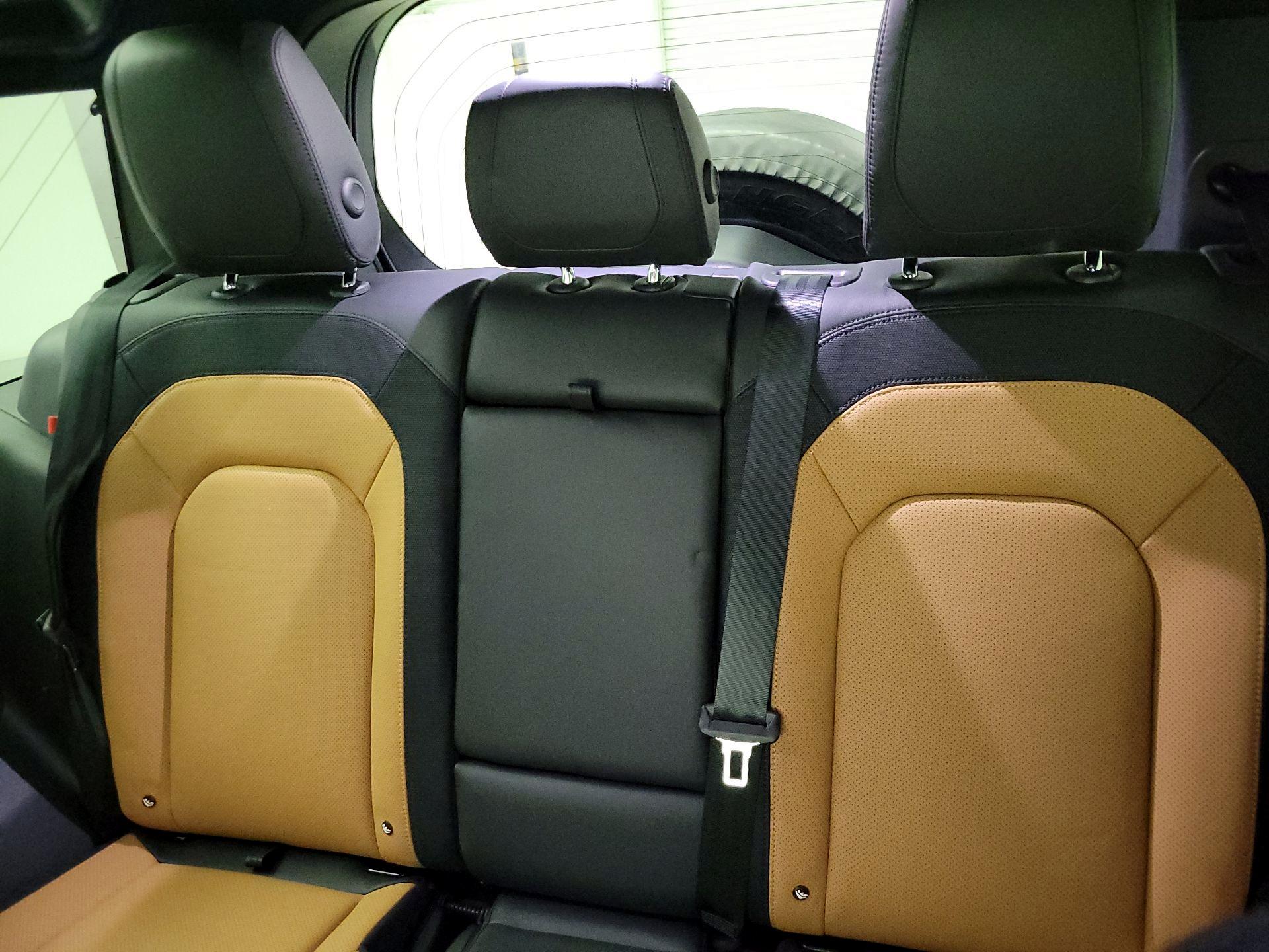 Thumbnail: 2024 Land Rover Defender - 19