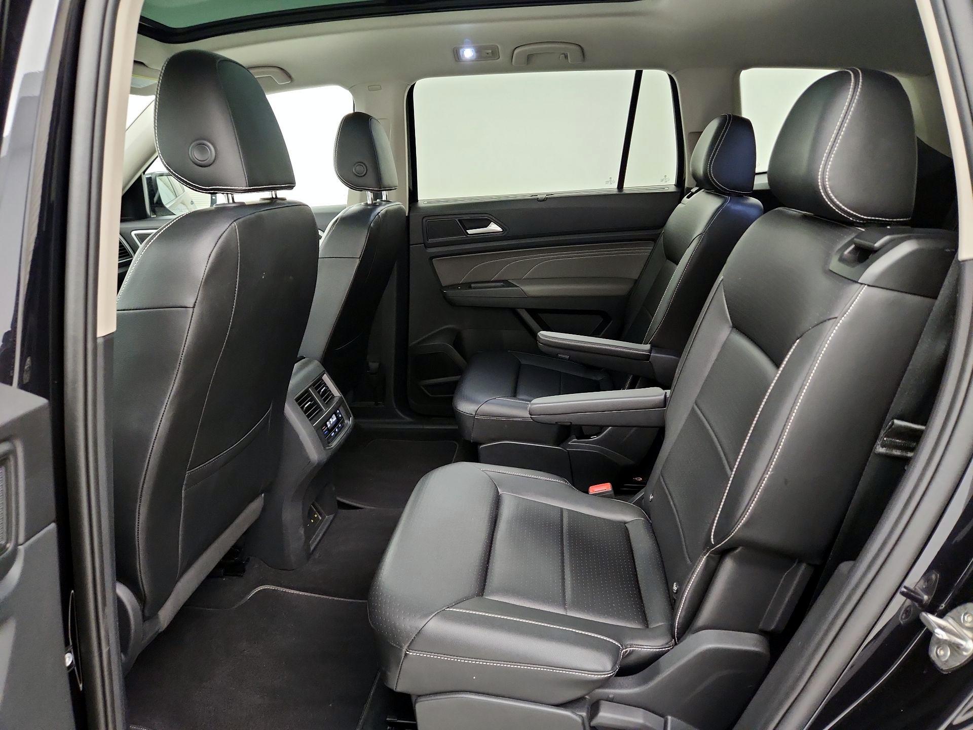 Thumbnail: 2021 Volkswagen Atlas - 18