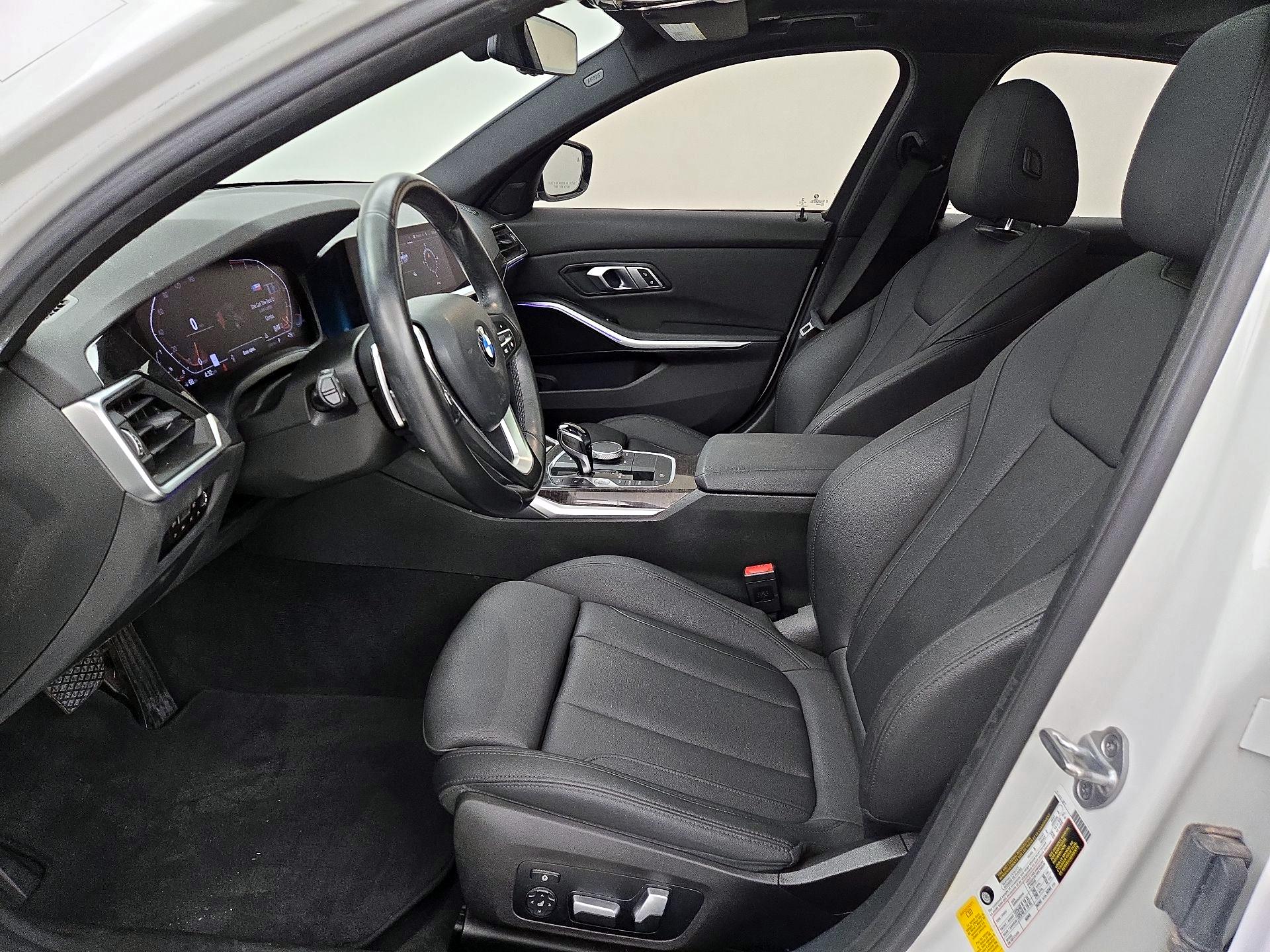 Thumbnail: 2021 BMW 3 Series - 11