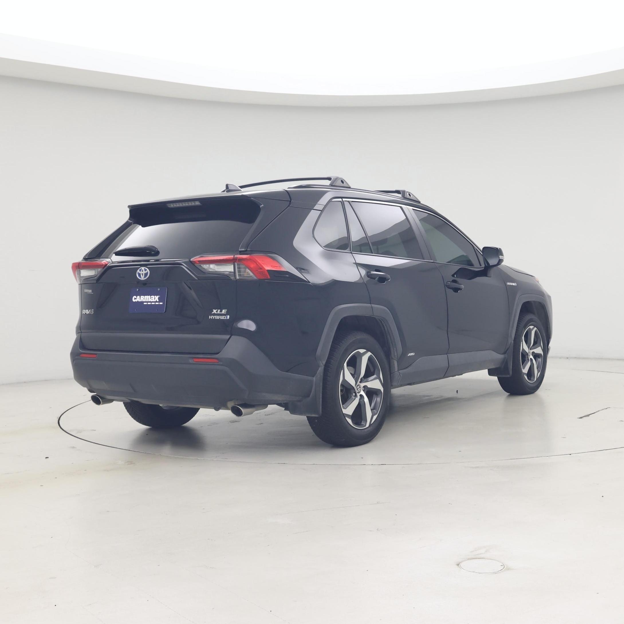 Thumbnail: 2021 Toyota RAV4 - 8