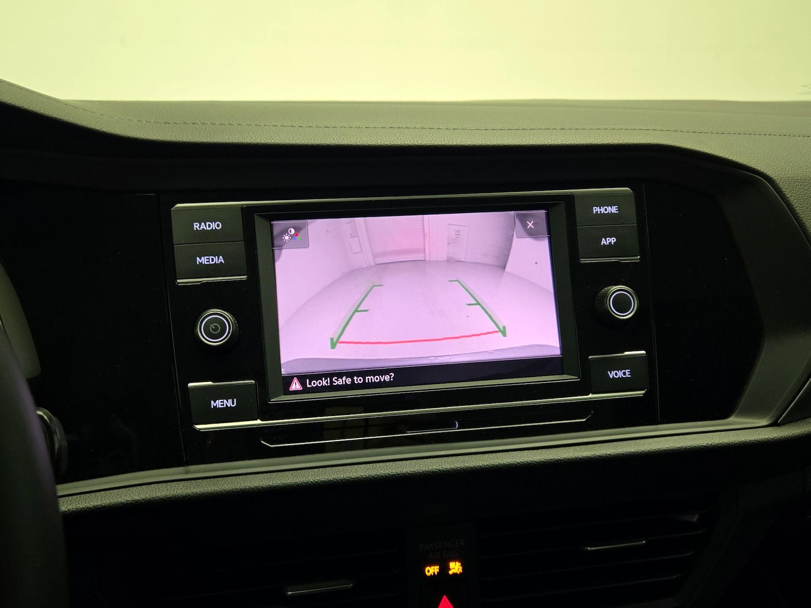2024 Volkswagen Jetta SE - Photo 15