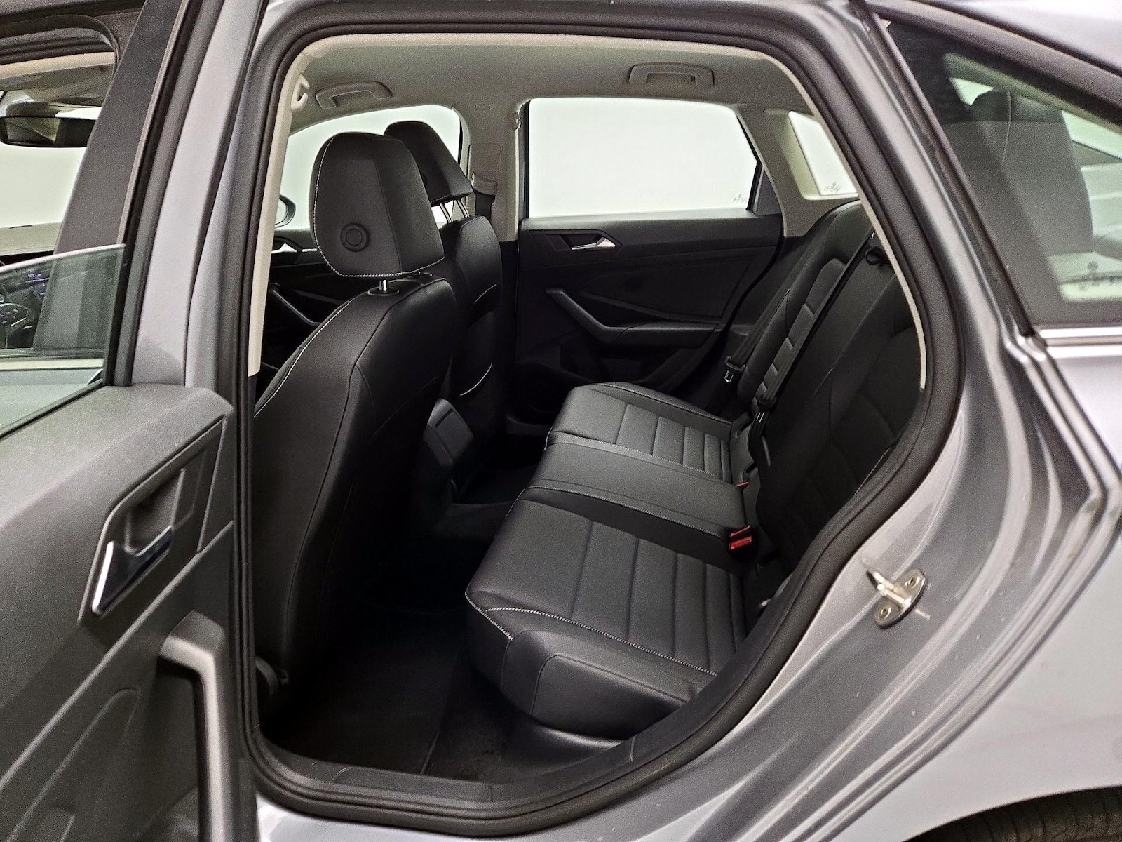 2024 Volkswagen Jetta SE - Photo 20