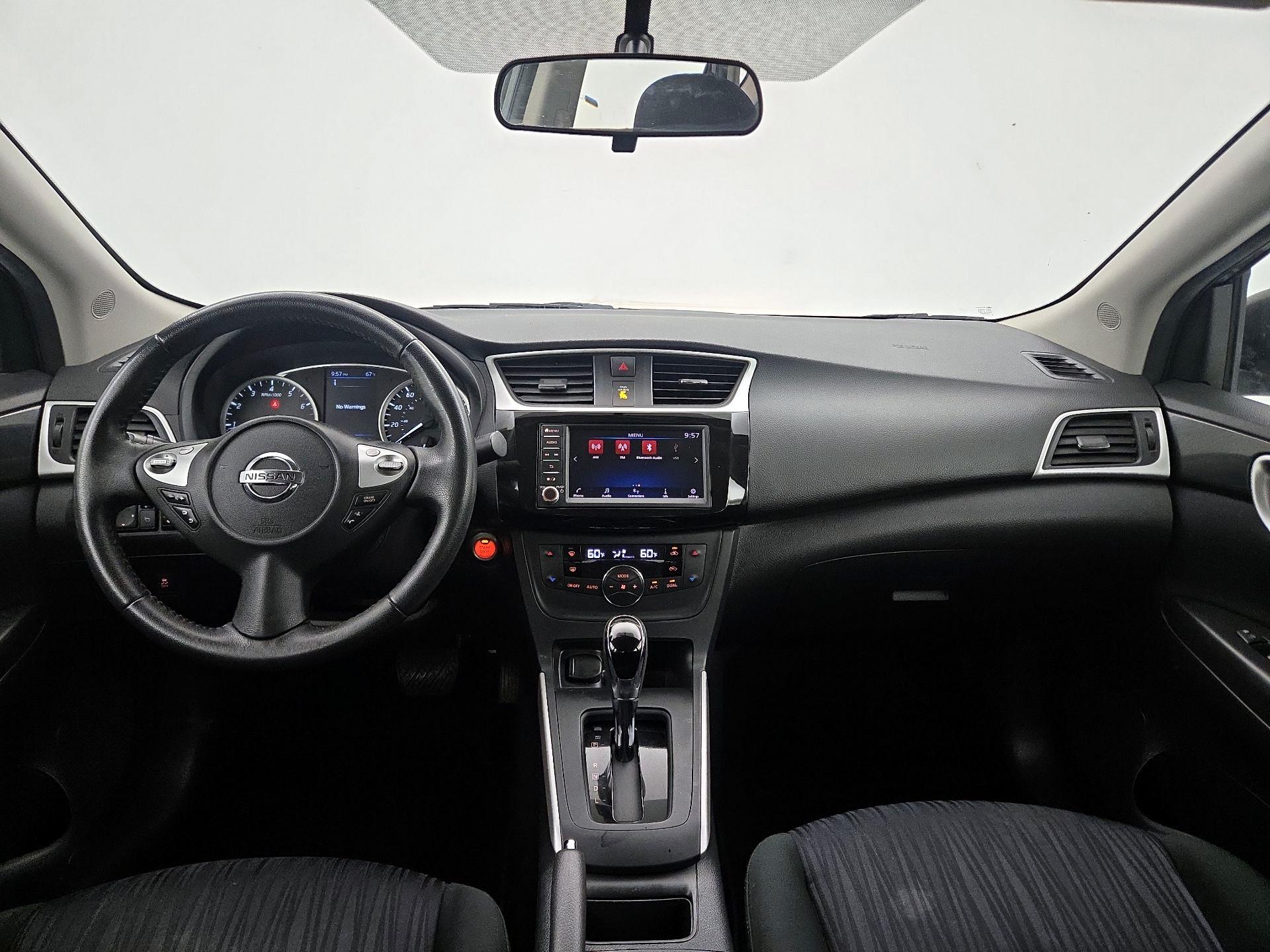 Thumbnail: 2019 Nissan Sentra - 9