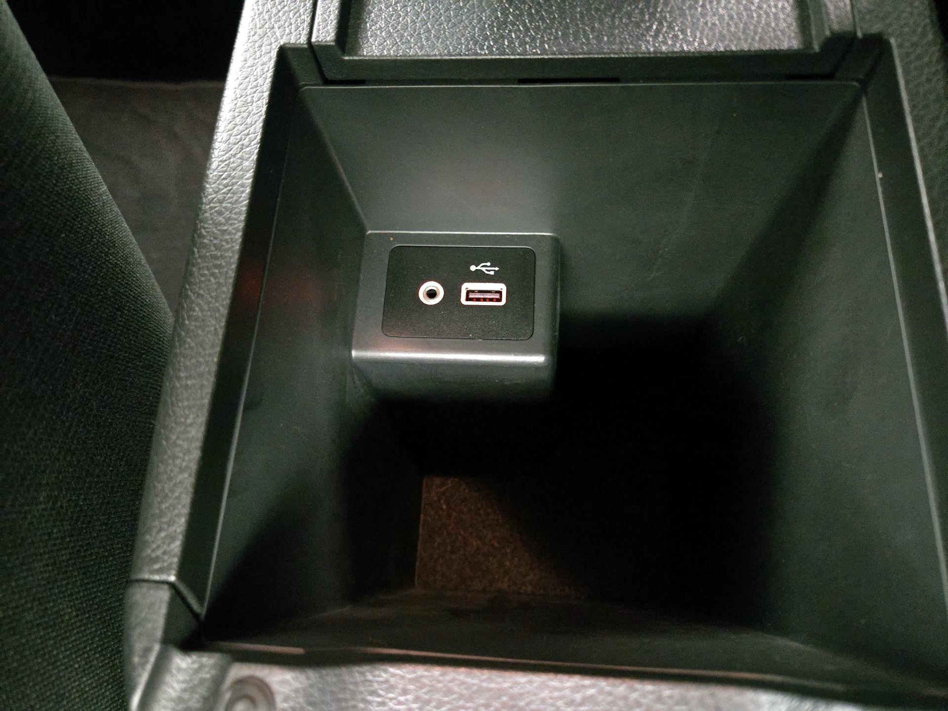 Thumbnail: 2019 Nissan Sentra - 18