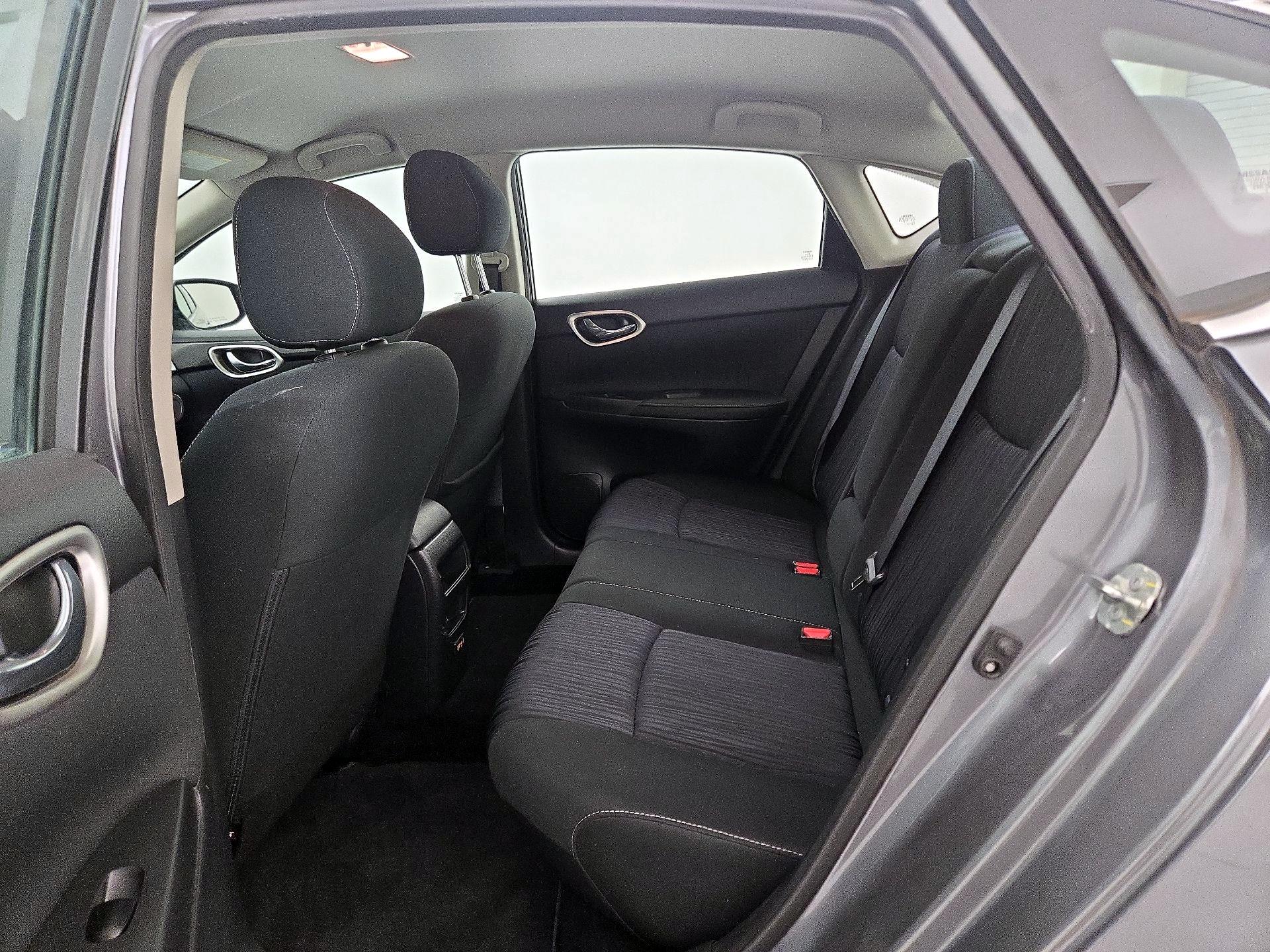 Thumbnail: 2019 Nissan Sentra - 19