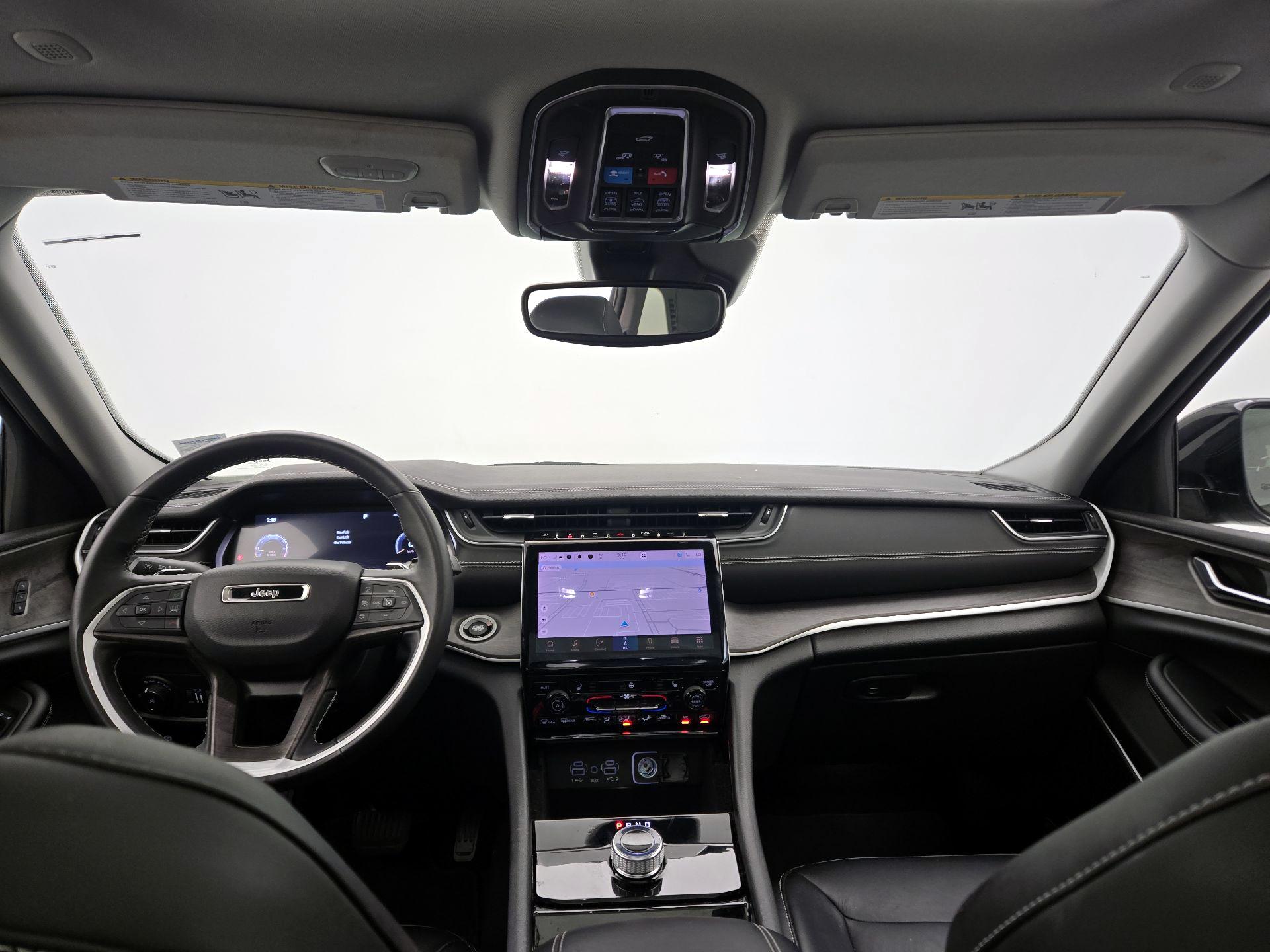 Thumbnail: 2022 Jeep Grand Cherokee - 9