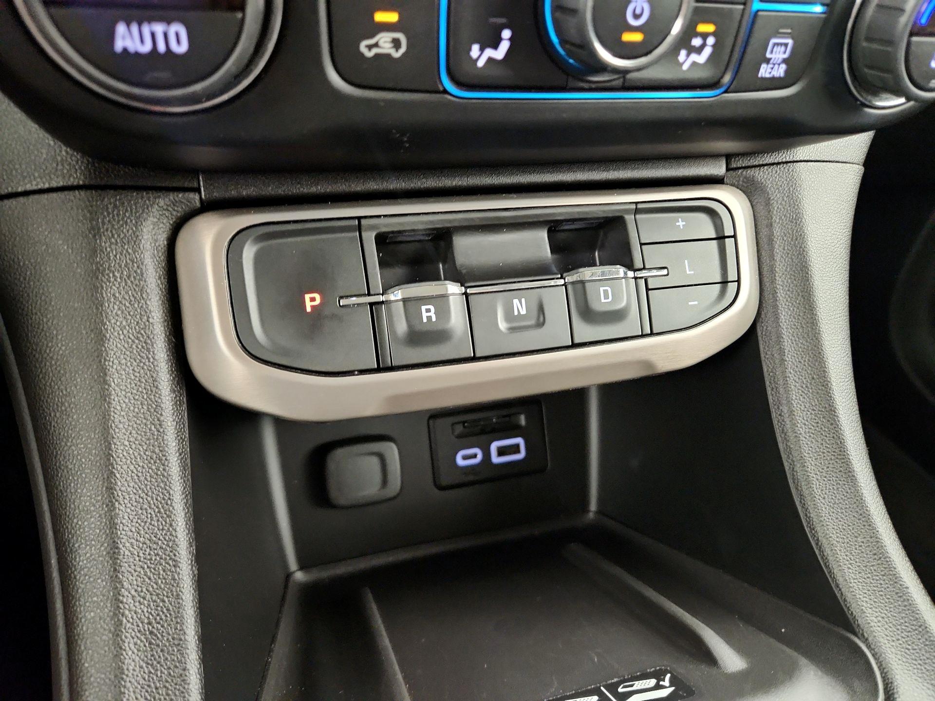 Thumbnail: 2020 GMC Acadia - 18